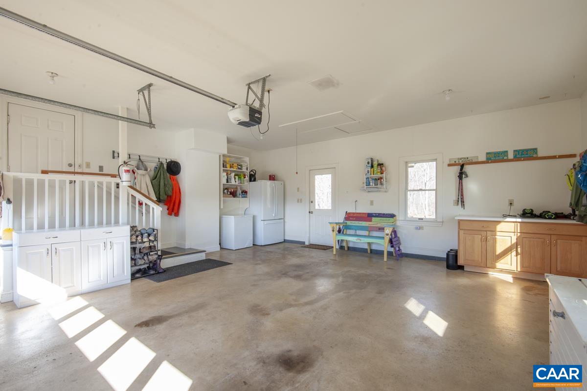 577 CHESTNUT RIDGE RD