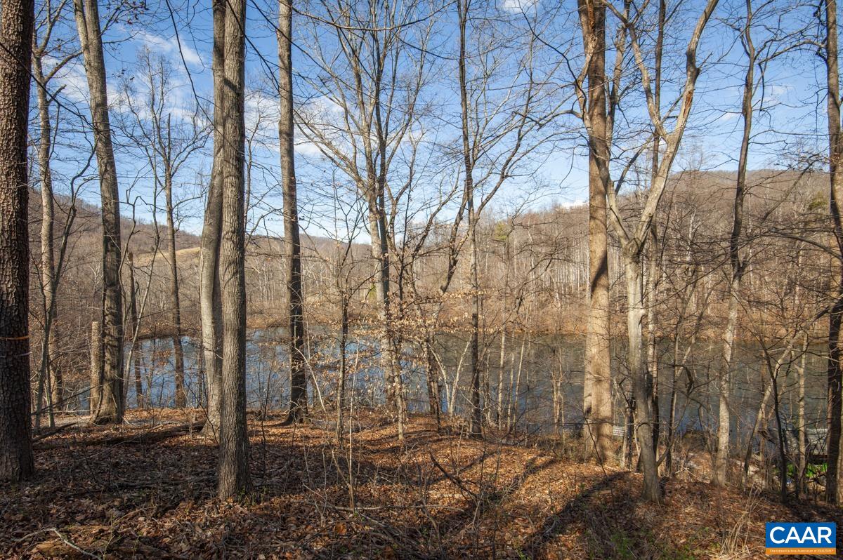 577 CHESTNUT RIDGE RD