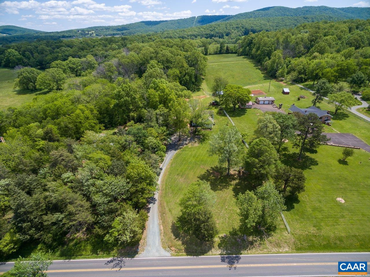 5621 STONY POINT RD