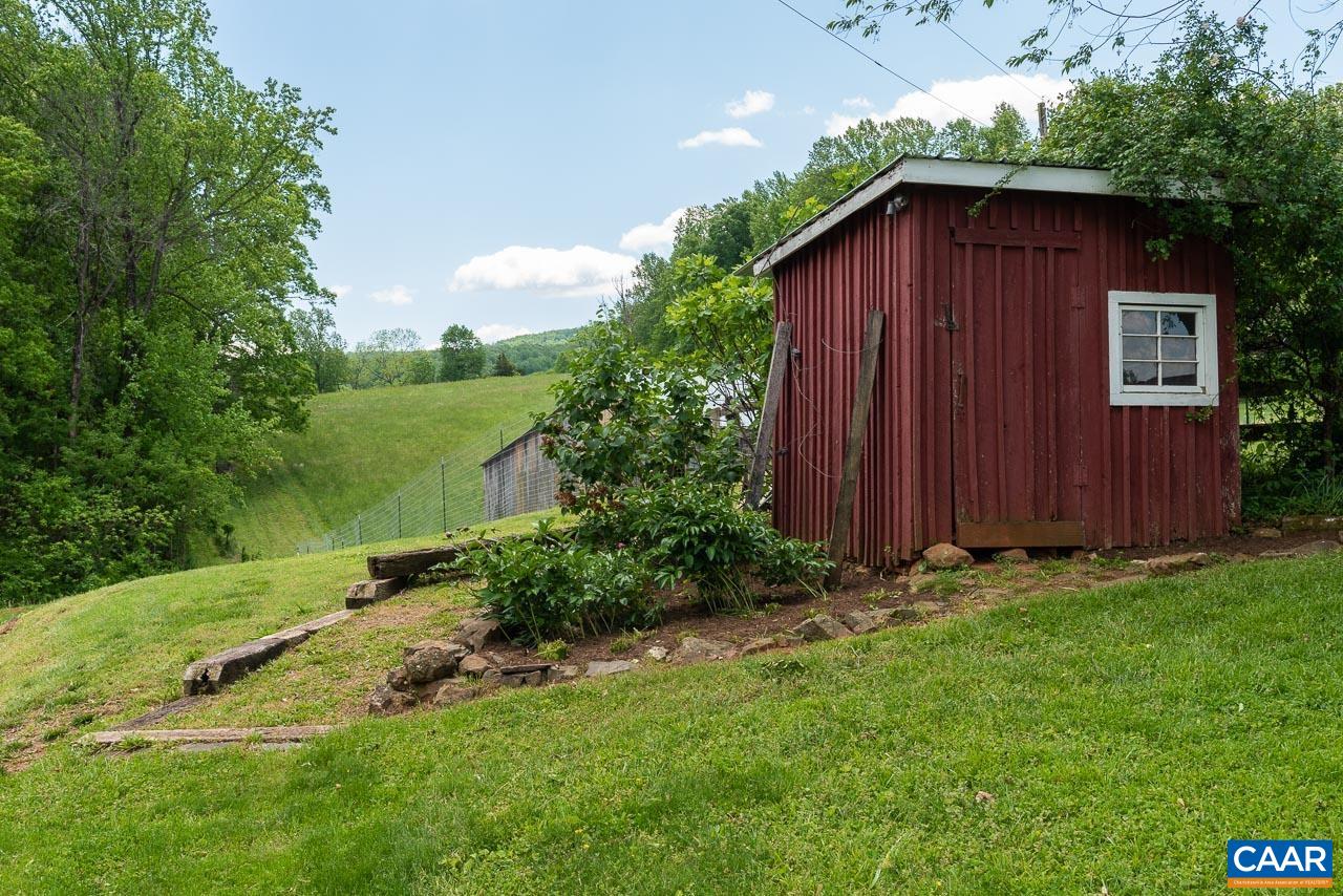 5621 STONY POINT RD