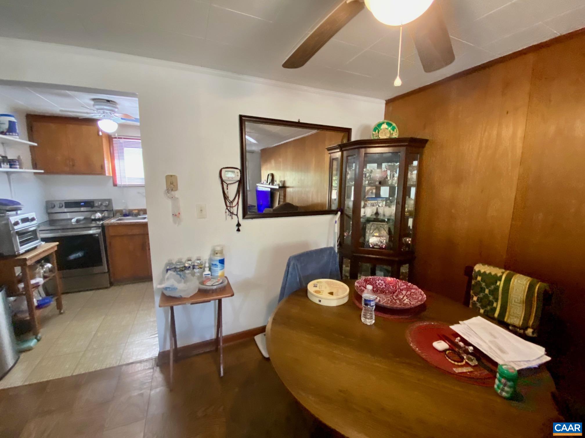 115 APPLE TREE RD