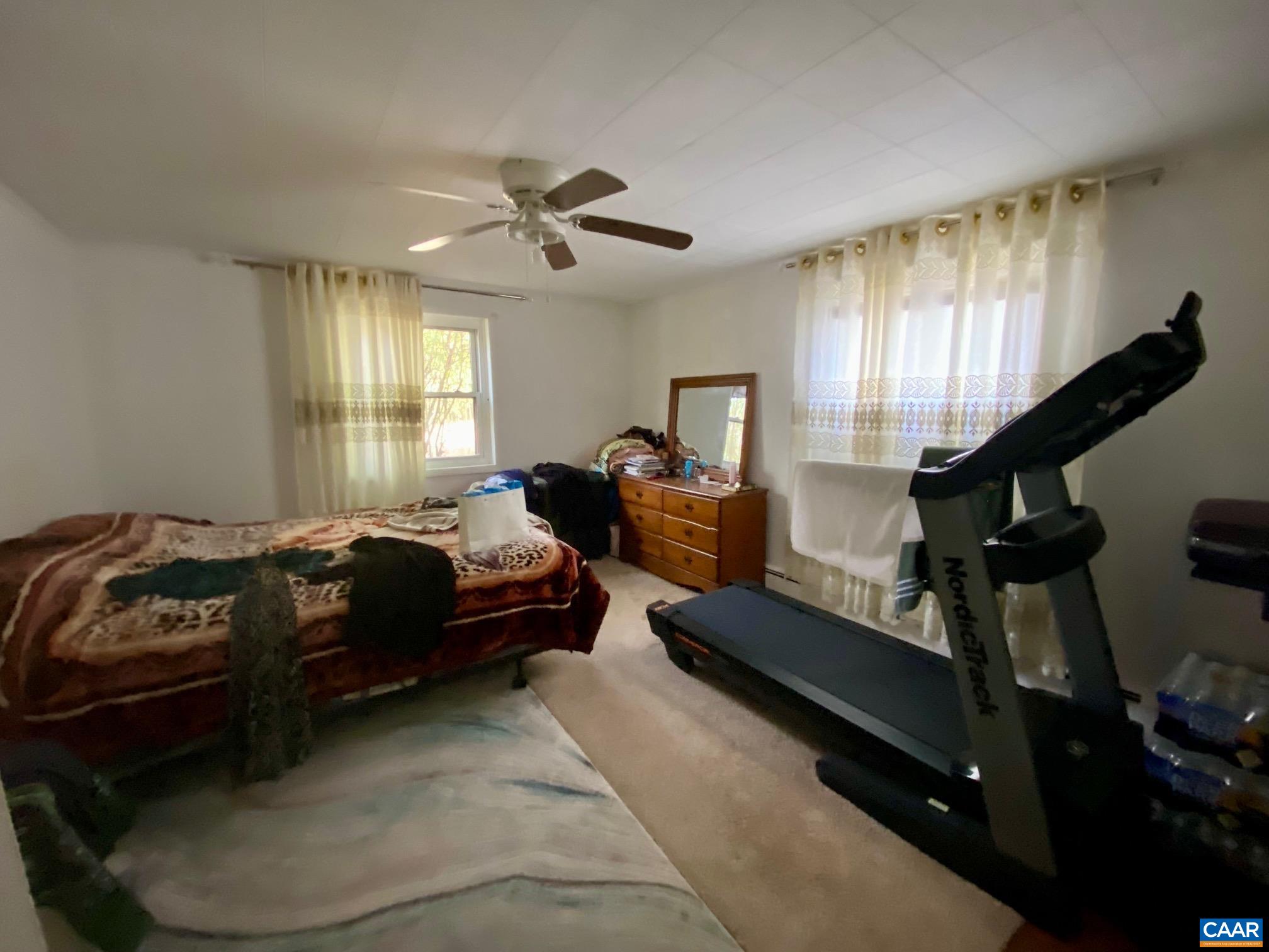 115 APPLE TREE RD
