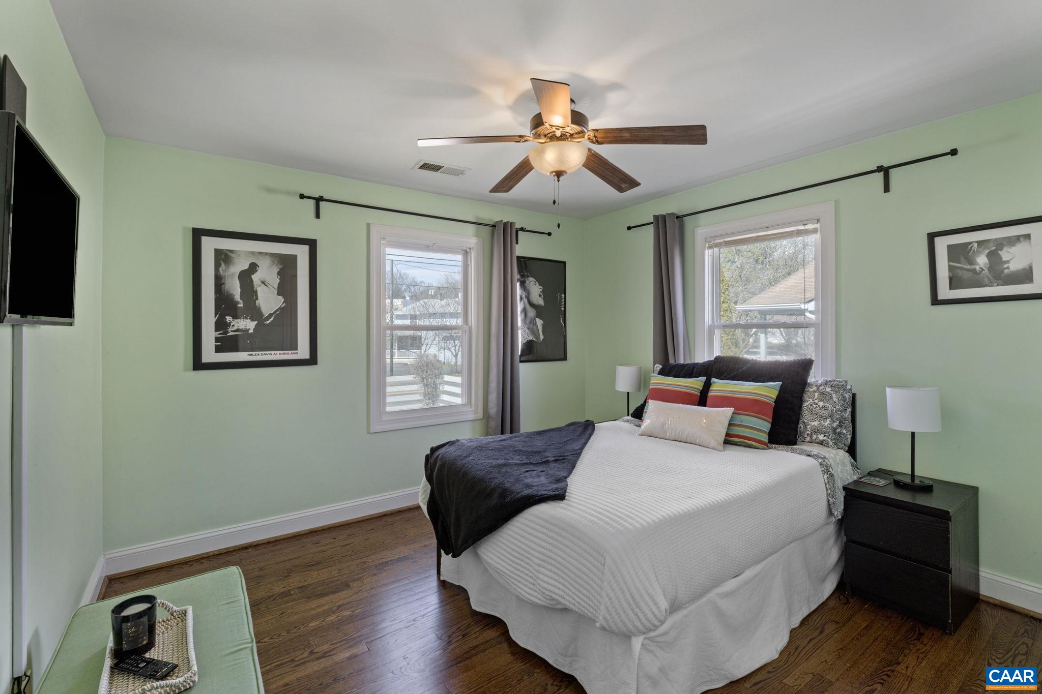 512 MEADE AVE