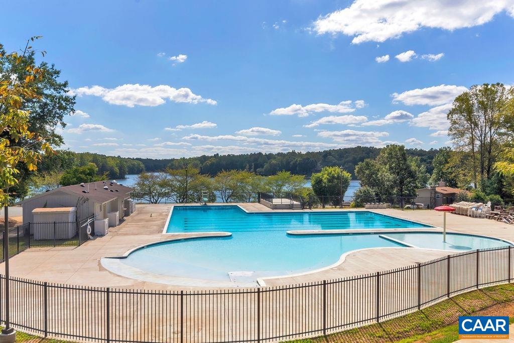 1 OAK GROVE RD