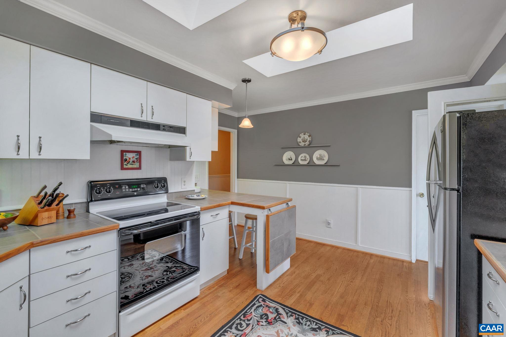 1 OAK GROVE RD