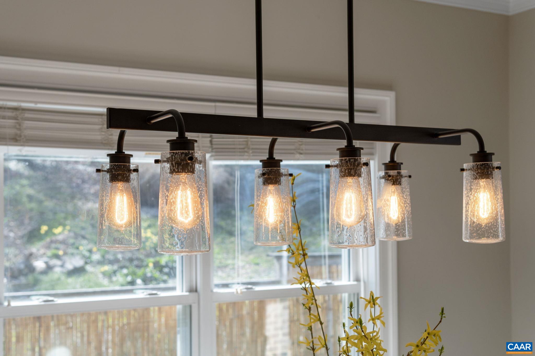 1651 MULBERRY AVE
