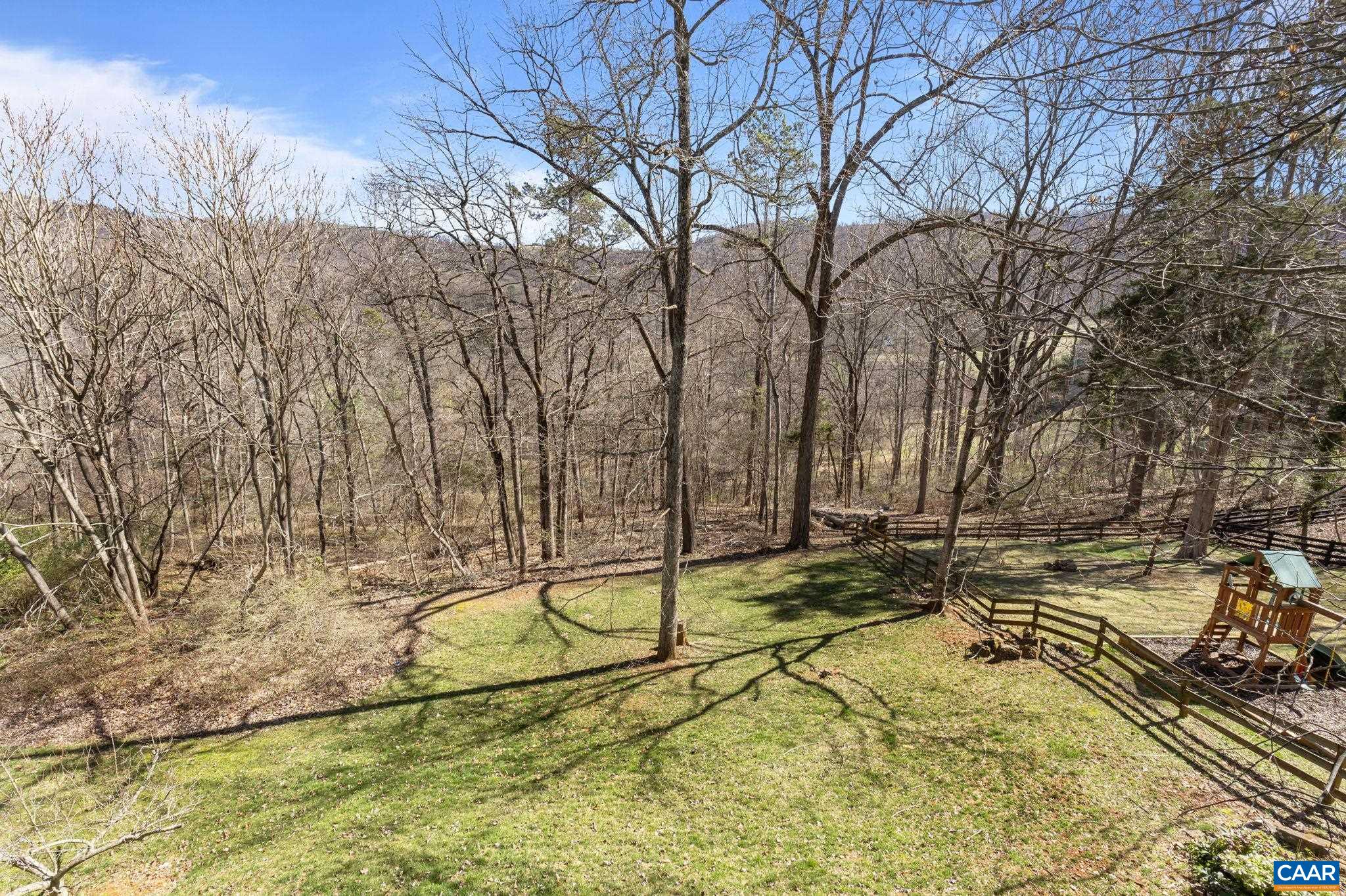 1465 WILLOW LAKE DR