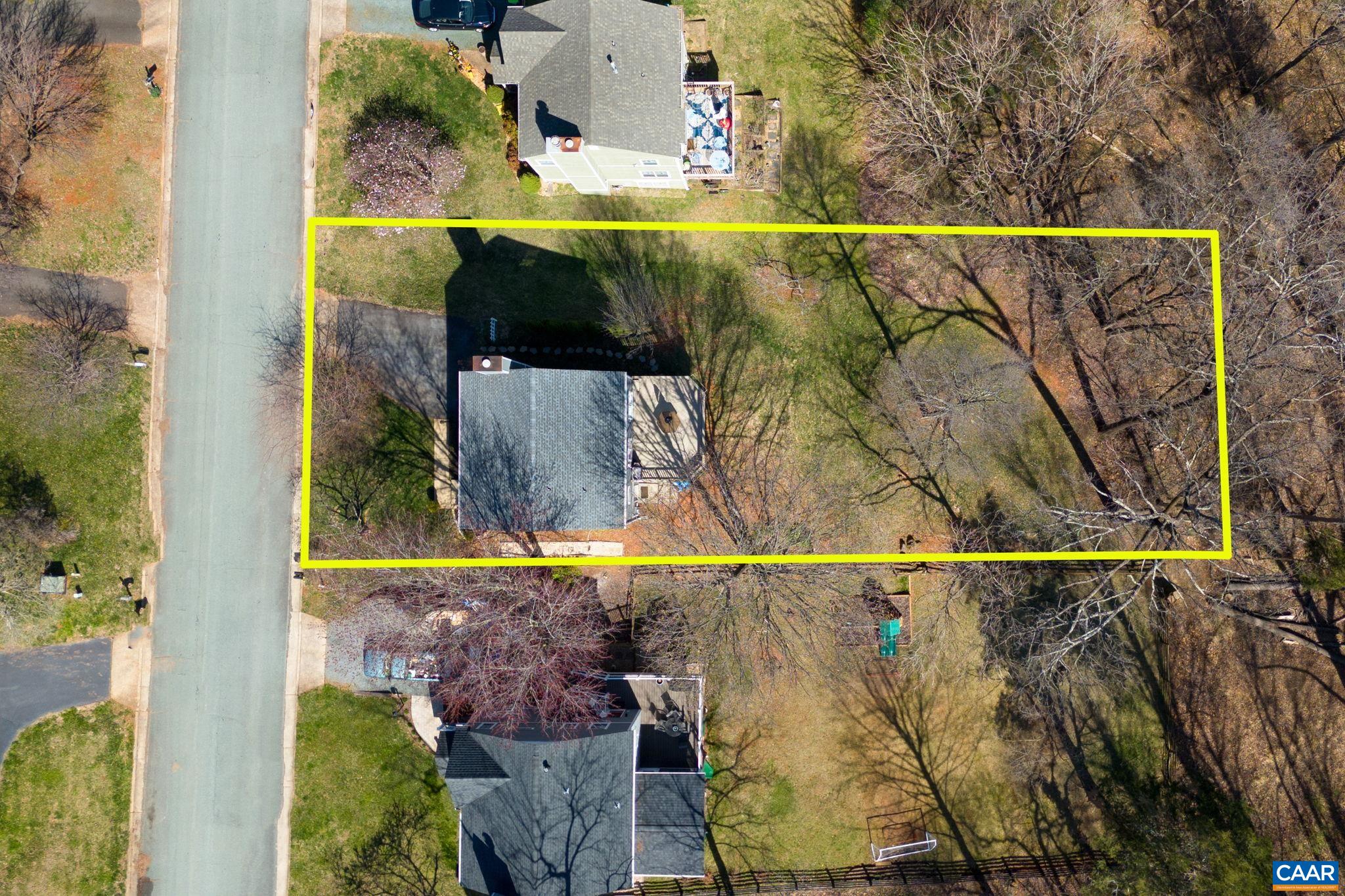1465 WILLOW LAKE DR