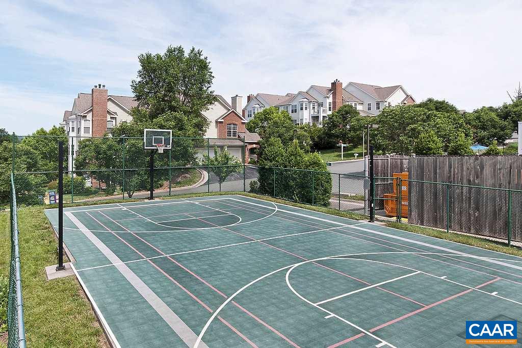 1005 WEYBRIDGE CT Unit: 301