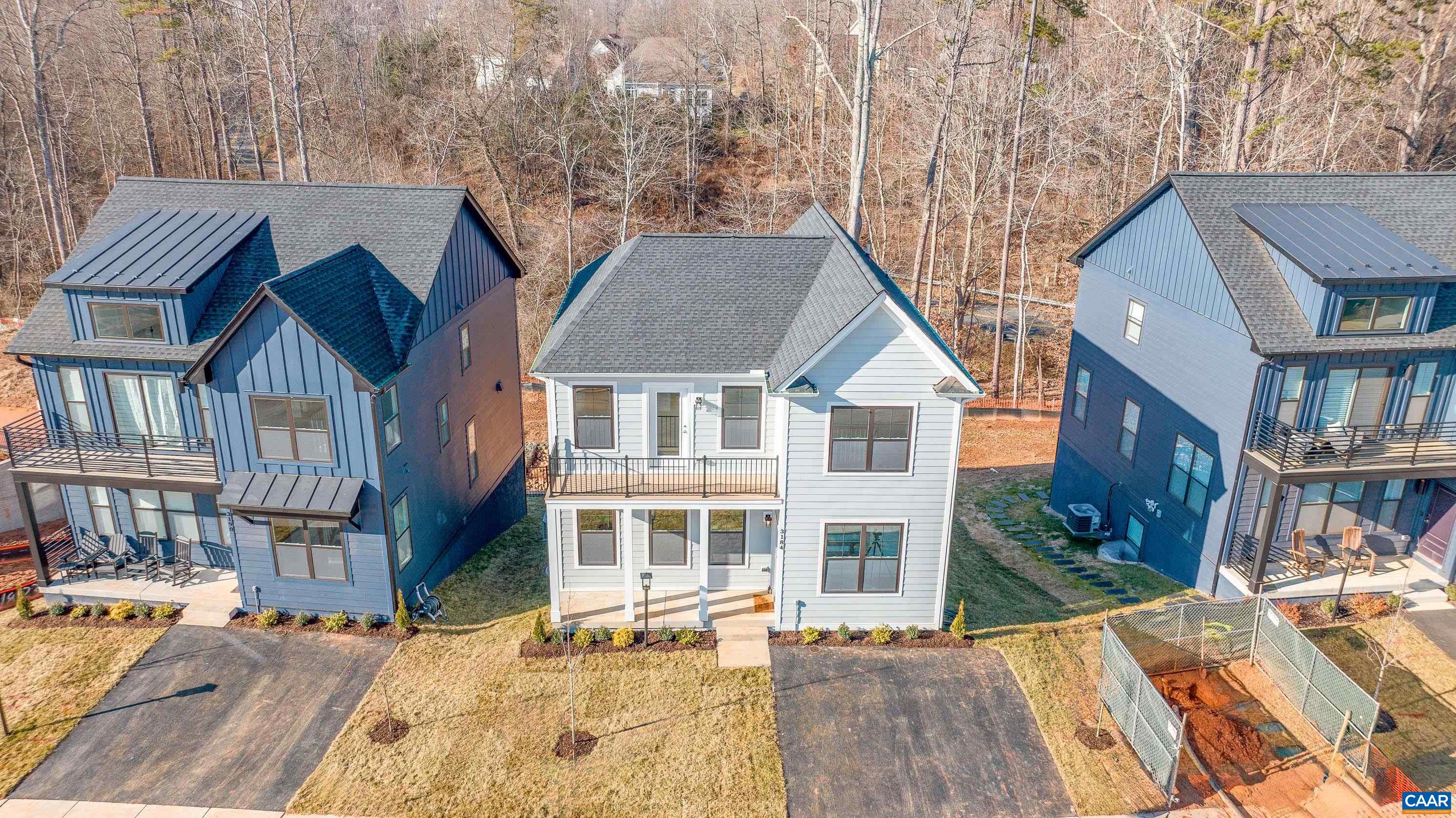 27 PARADISE PARK LN