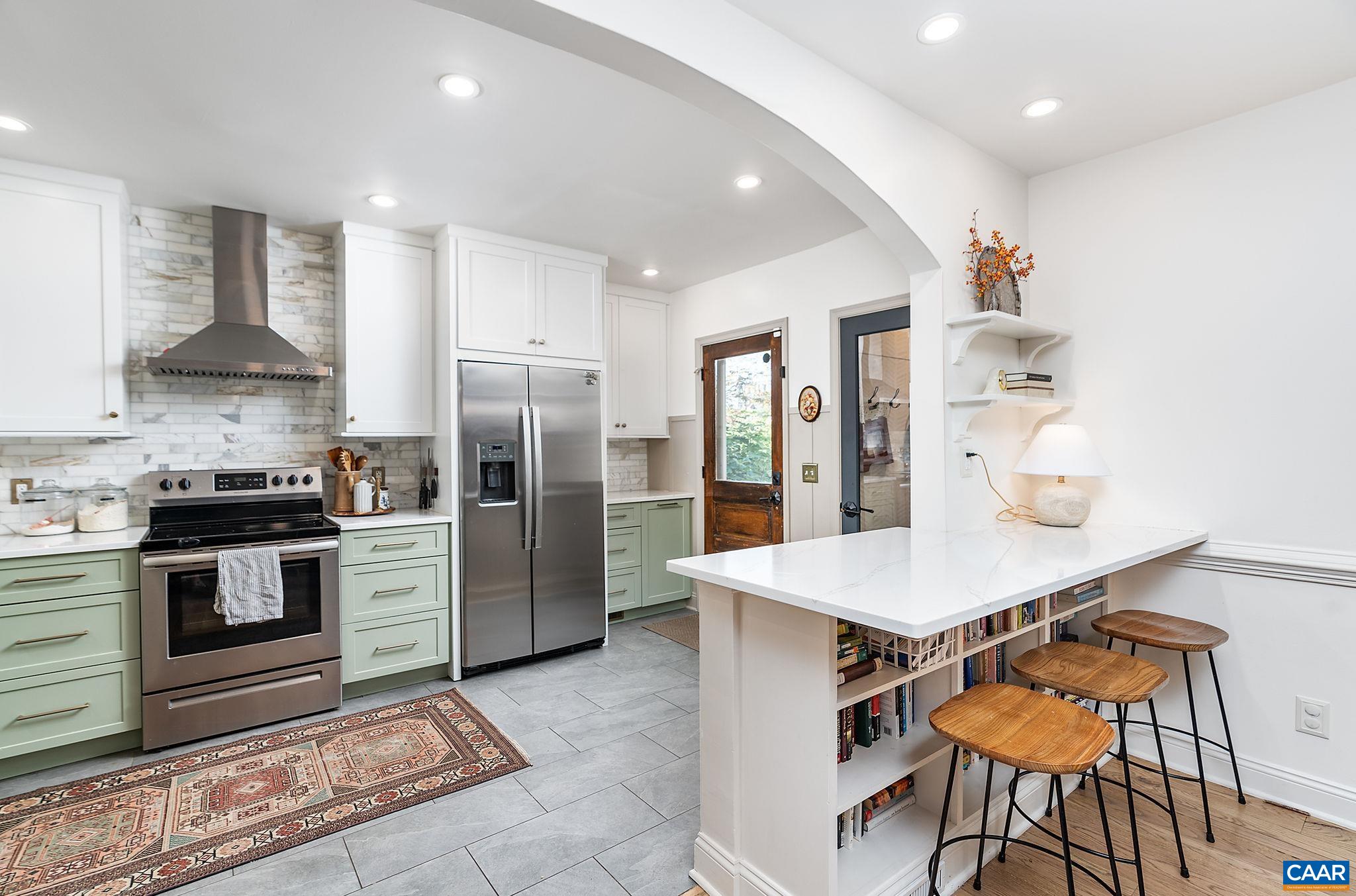 231 SW 4TH ST