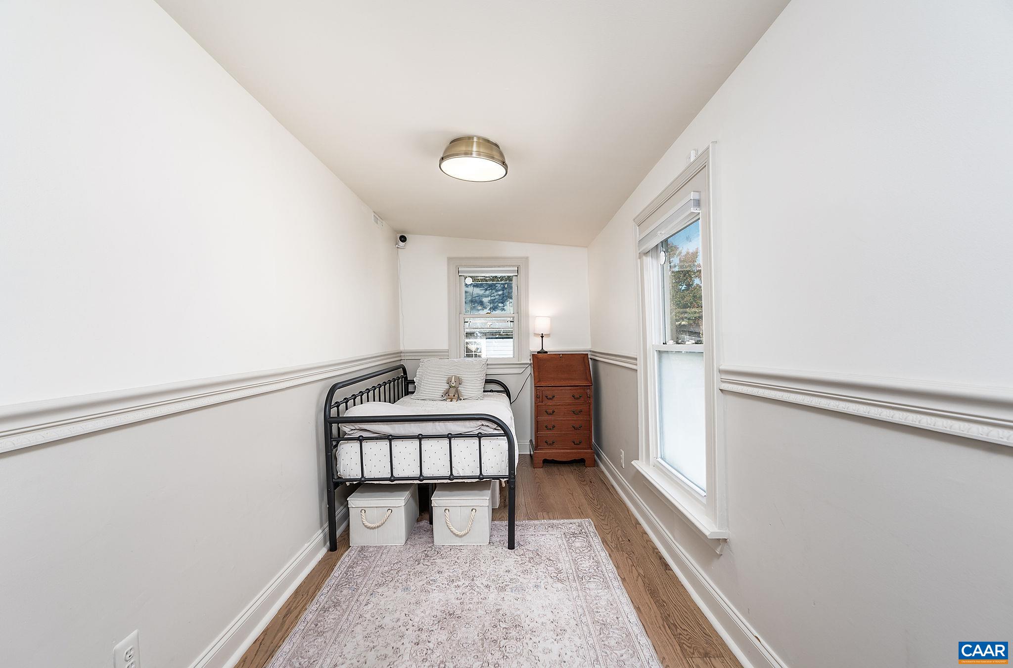 231 SW 4TH ST