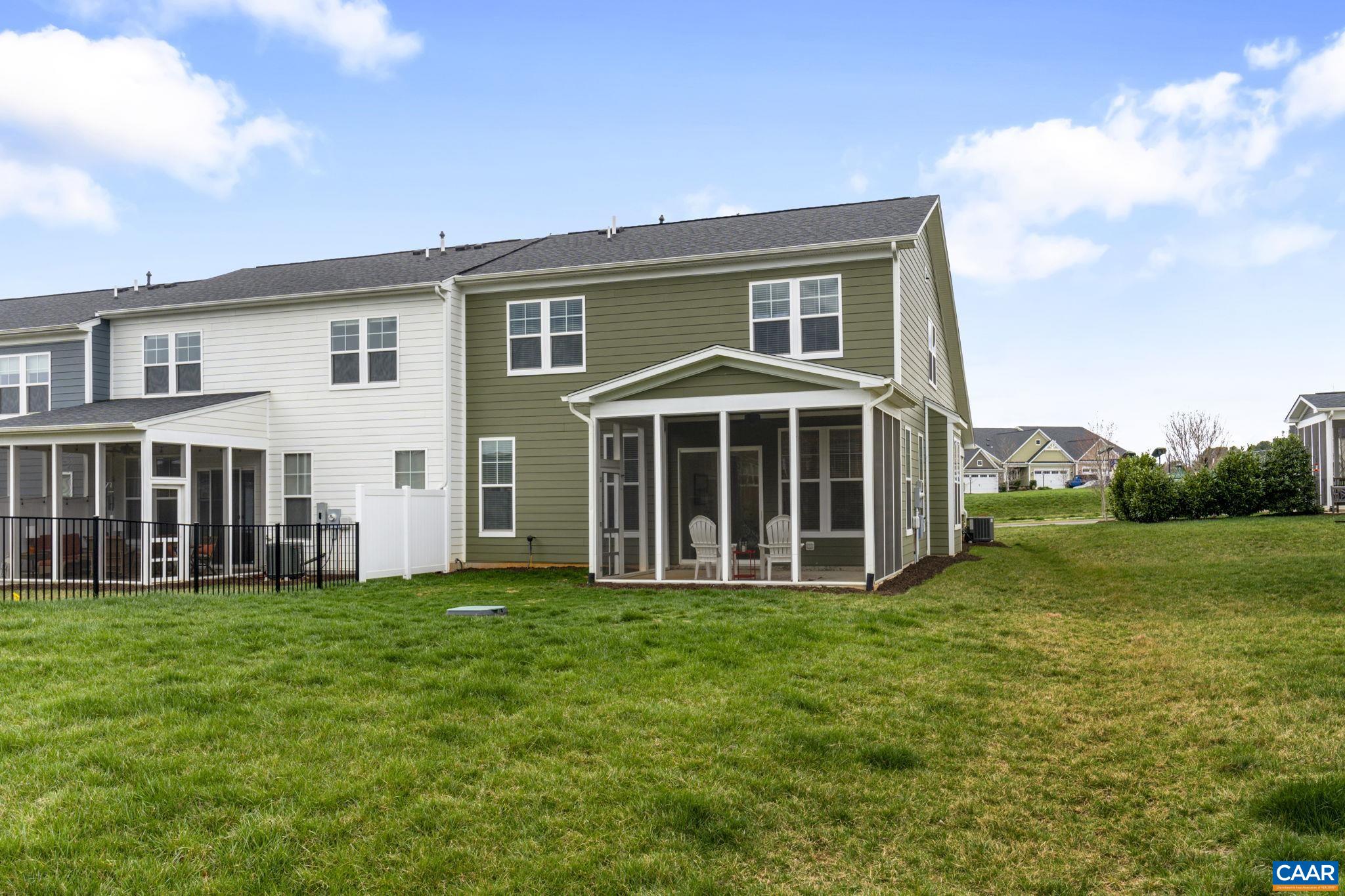 659 SAUNDERS HILL DR