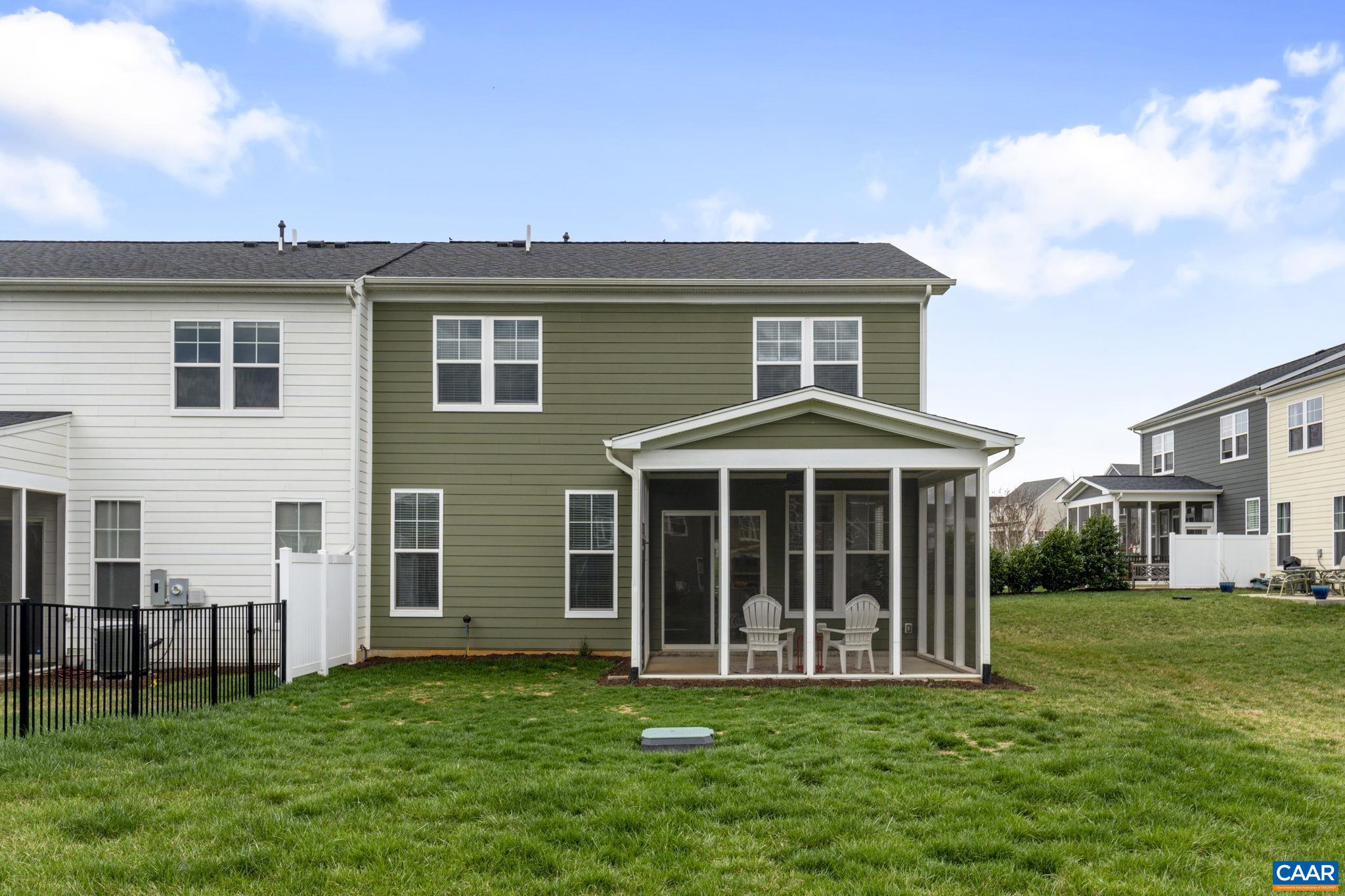 659 SAUNDERS HILL DR