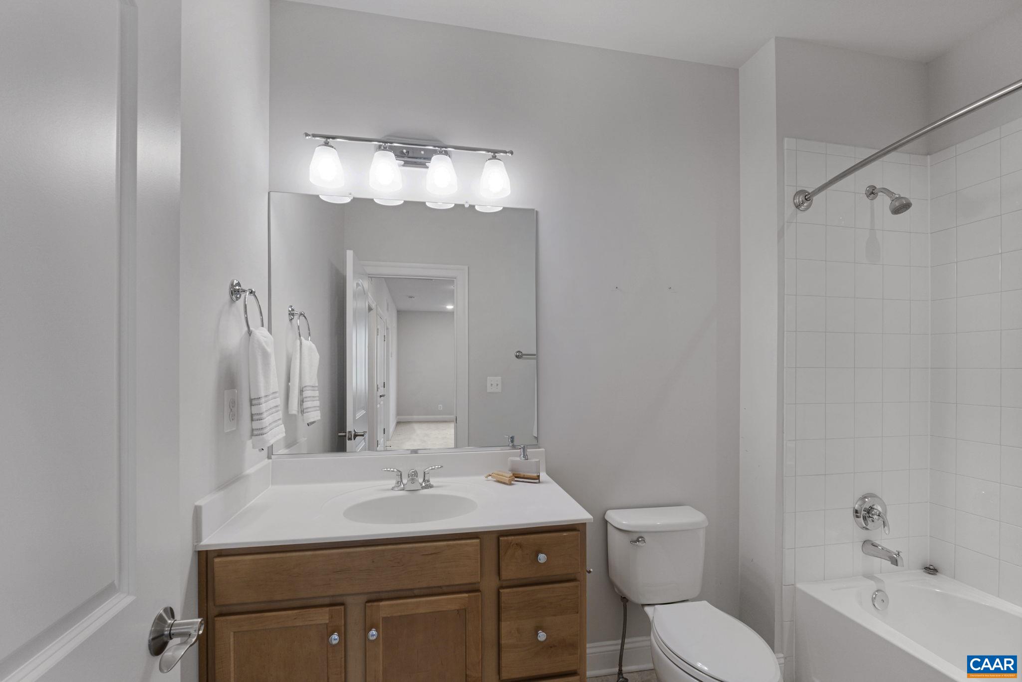 659 SAUNDERS HILL DR