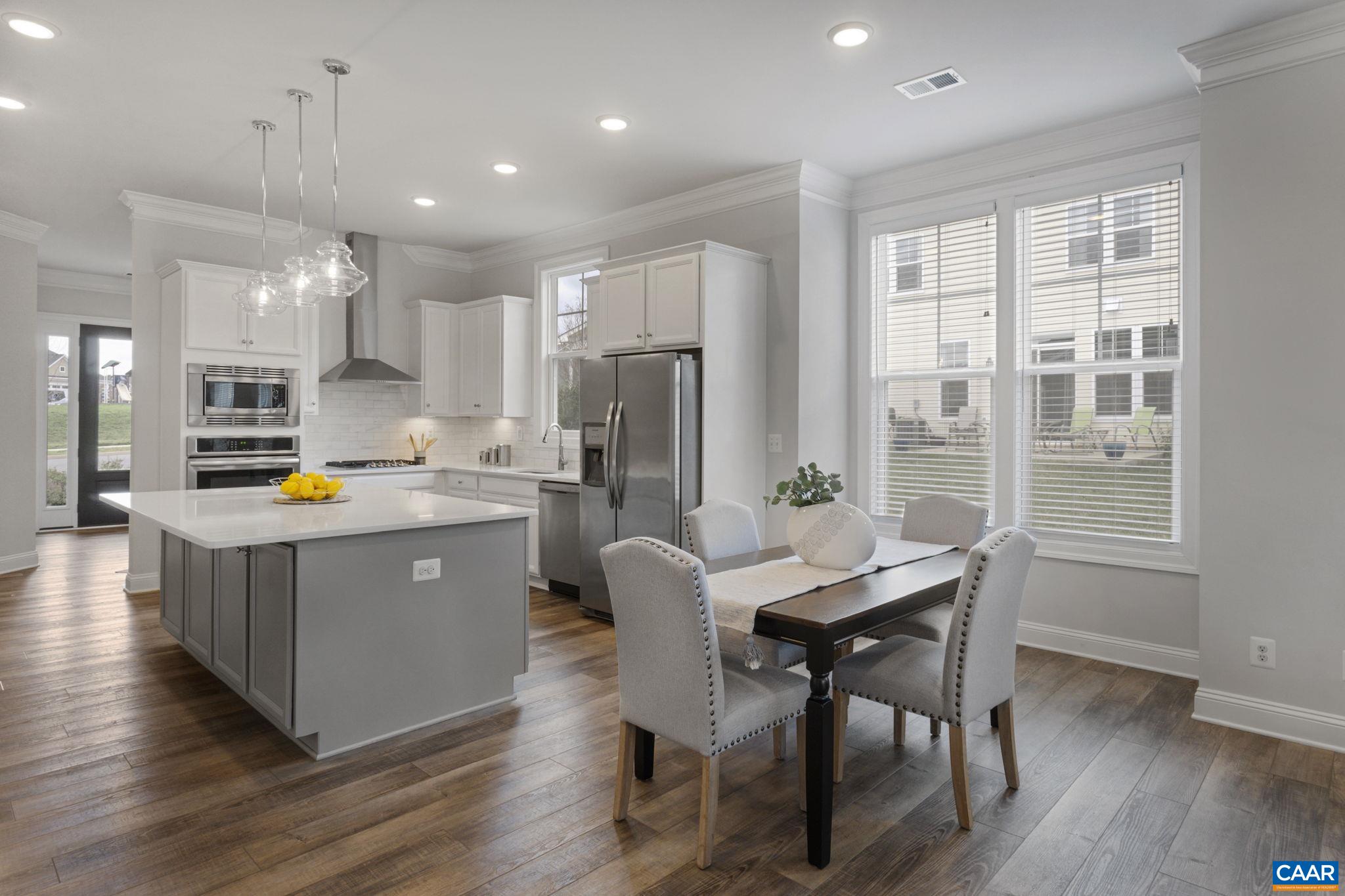 659 SAUNDERS HILL DR