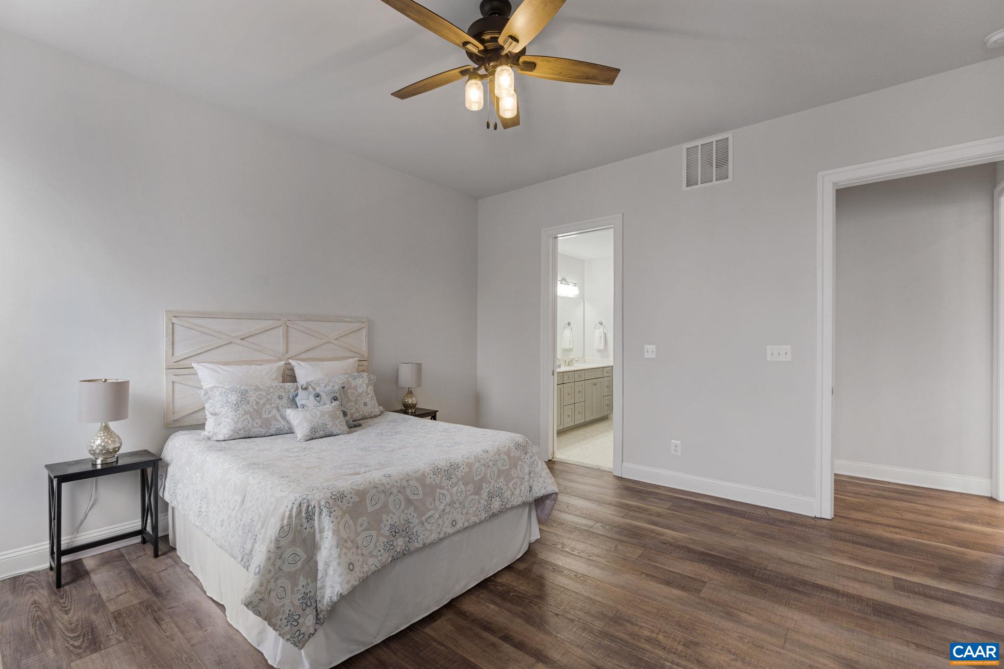 659 SAUNDERS HILL DR