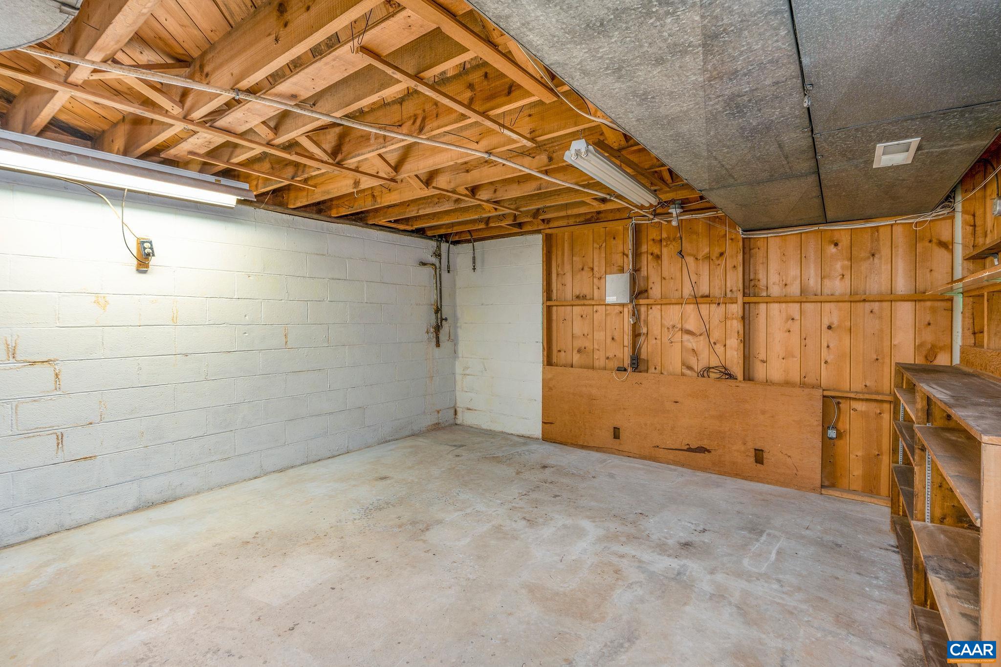 1707 KING MOUNTAIN RD