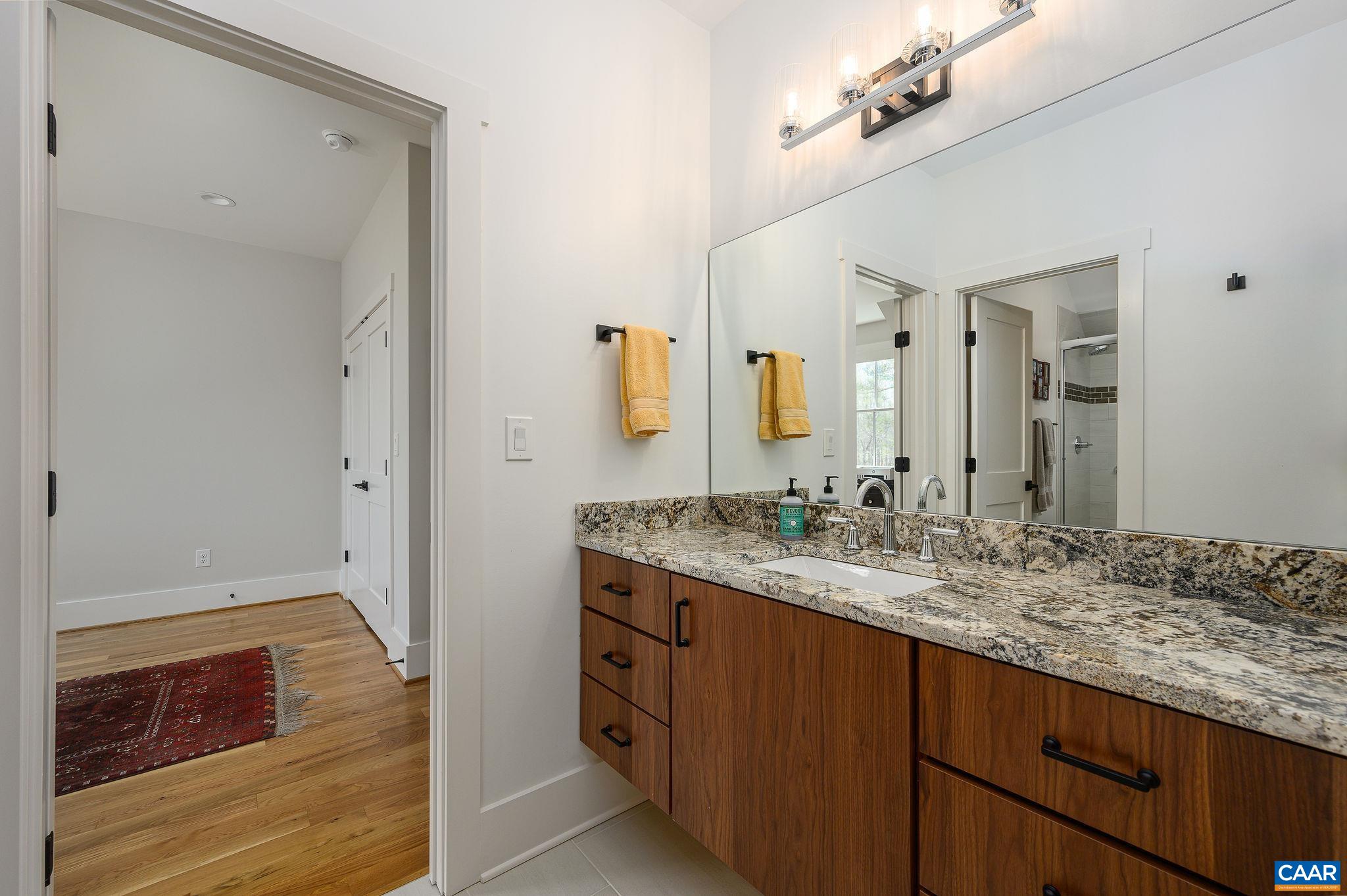 1976 OLD BALLARD FARM LN