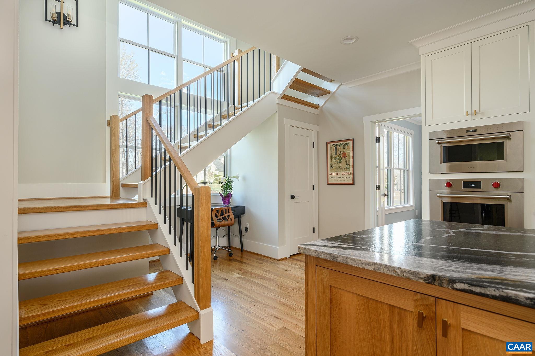 1976 OLD BALLARD FARM LN