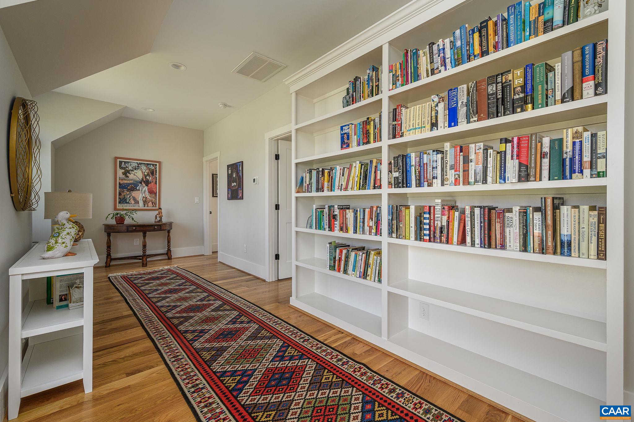 1976 OLD BALLARD FARM LN