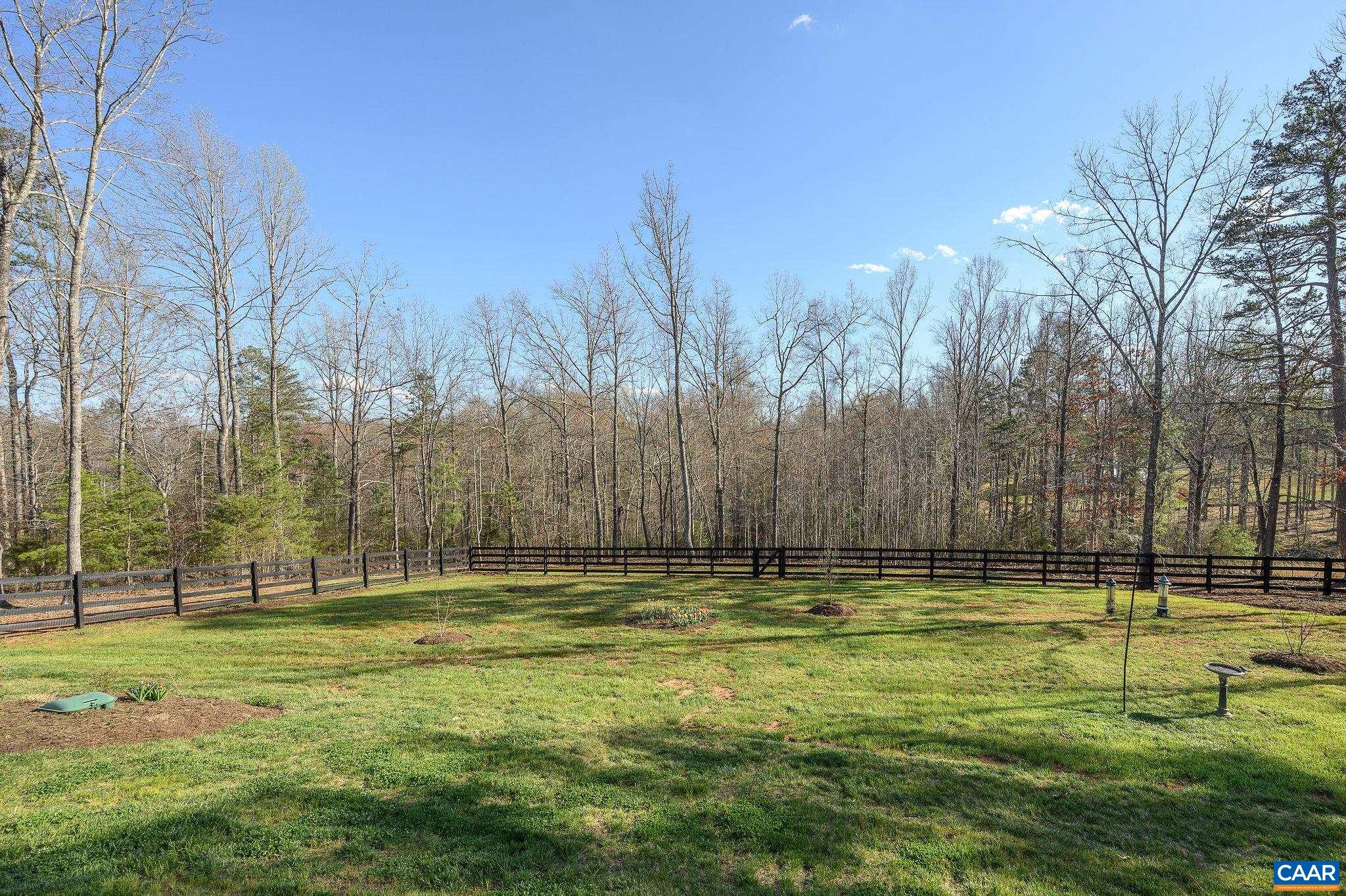 1976 OLD BALLARD FARM LN