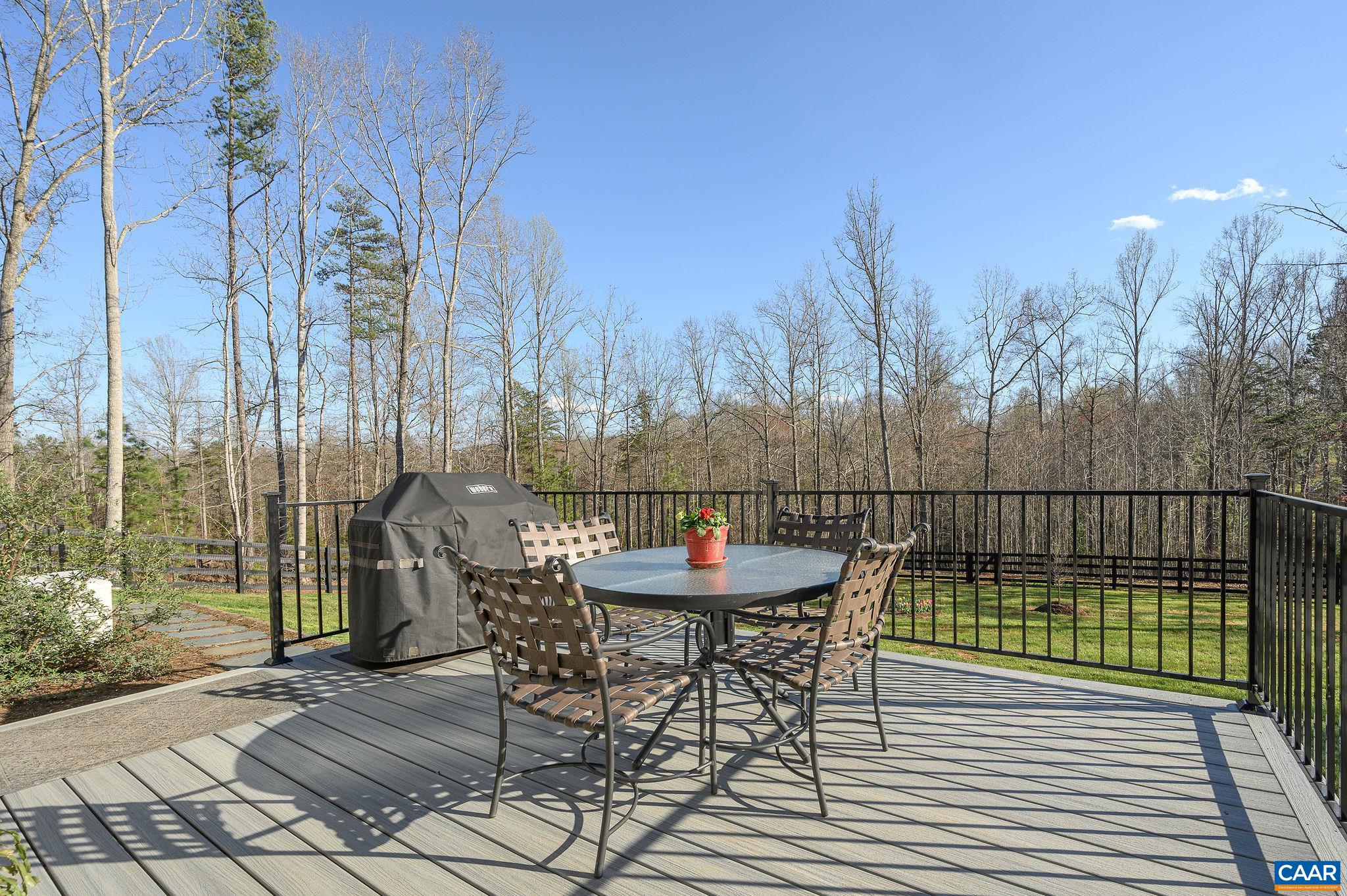 1976 OLD BALLARD FARM LN