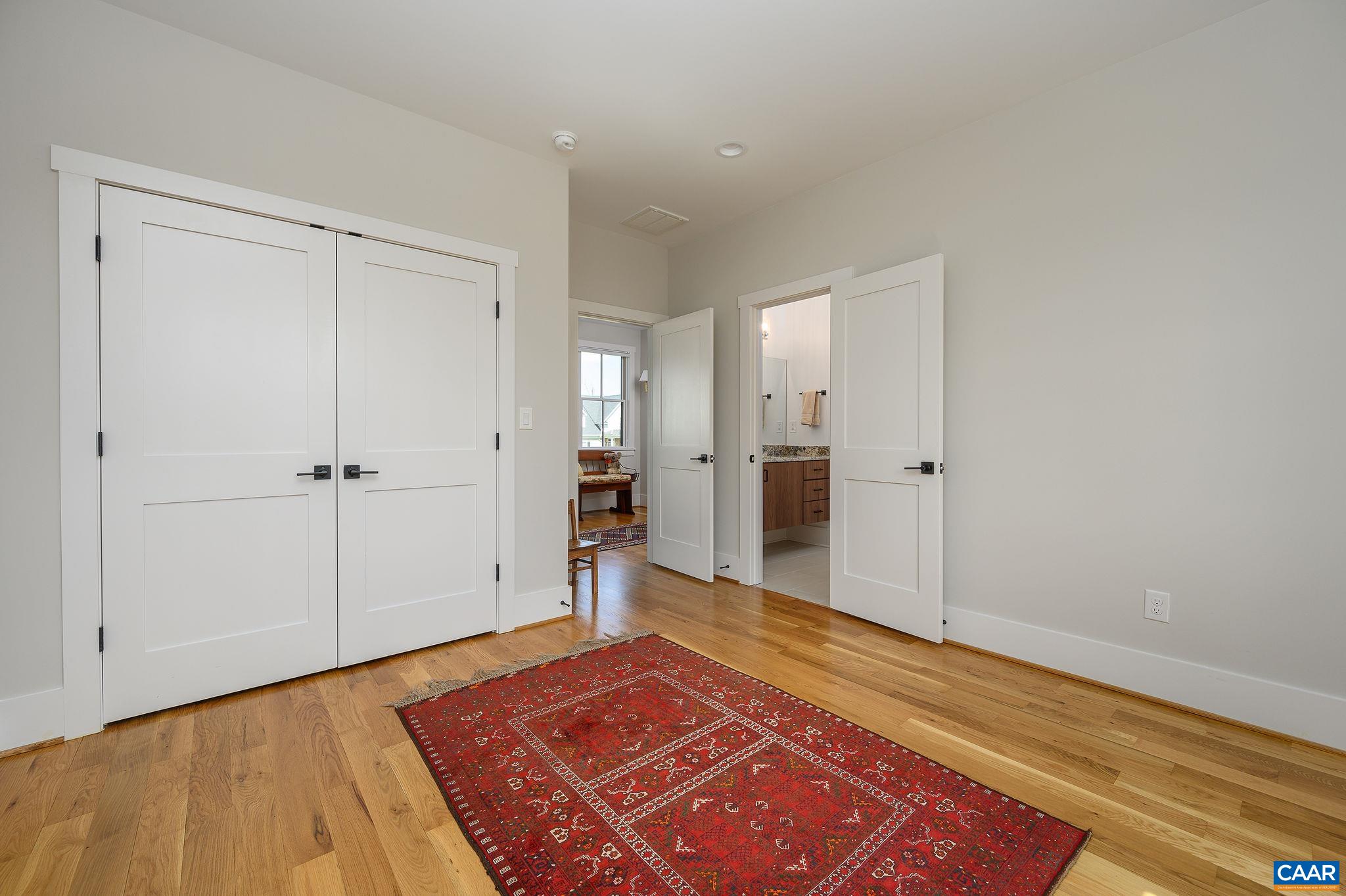 1976 OLD BALLARD FARM LN