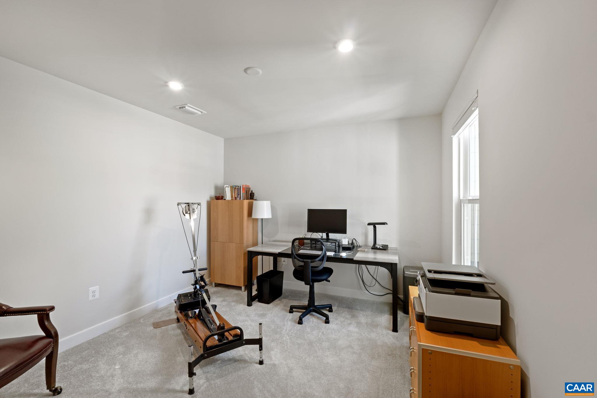 808 SWEDE ST