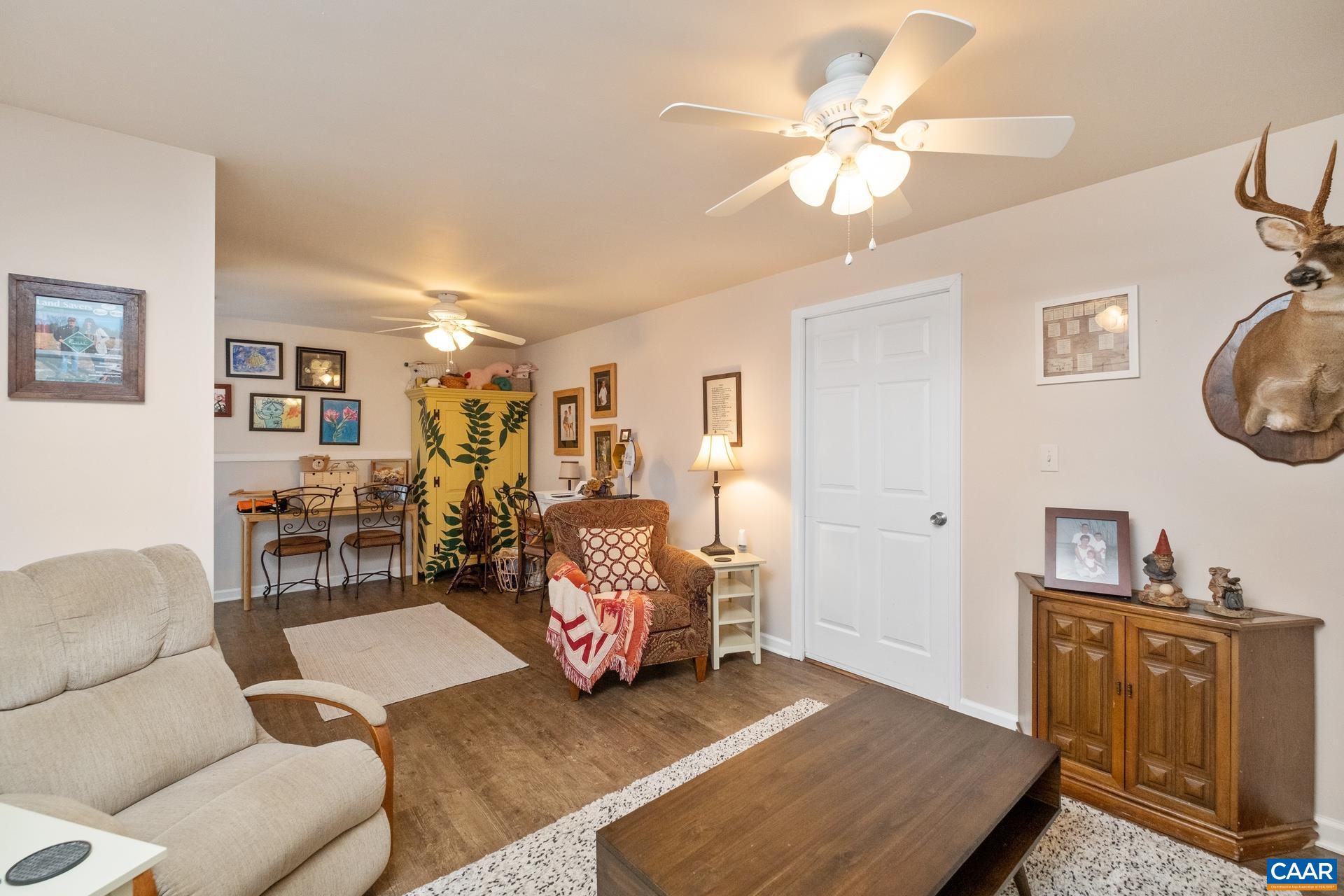 112 AUTUMN OAKS LN