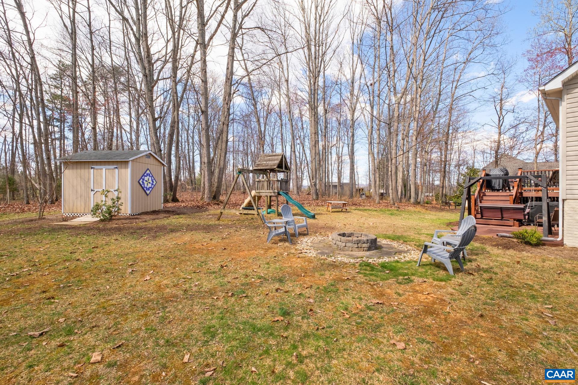 112 AUTUMN OAKS LN