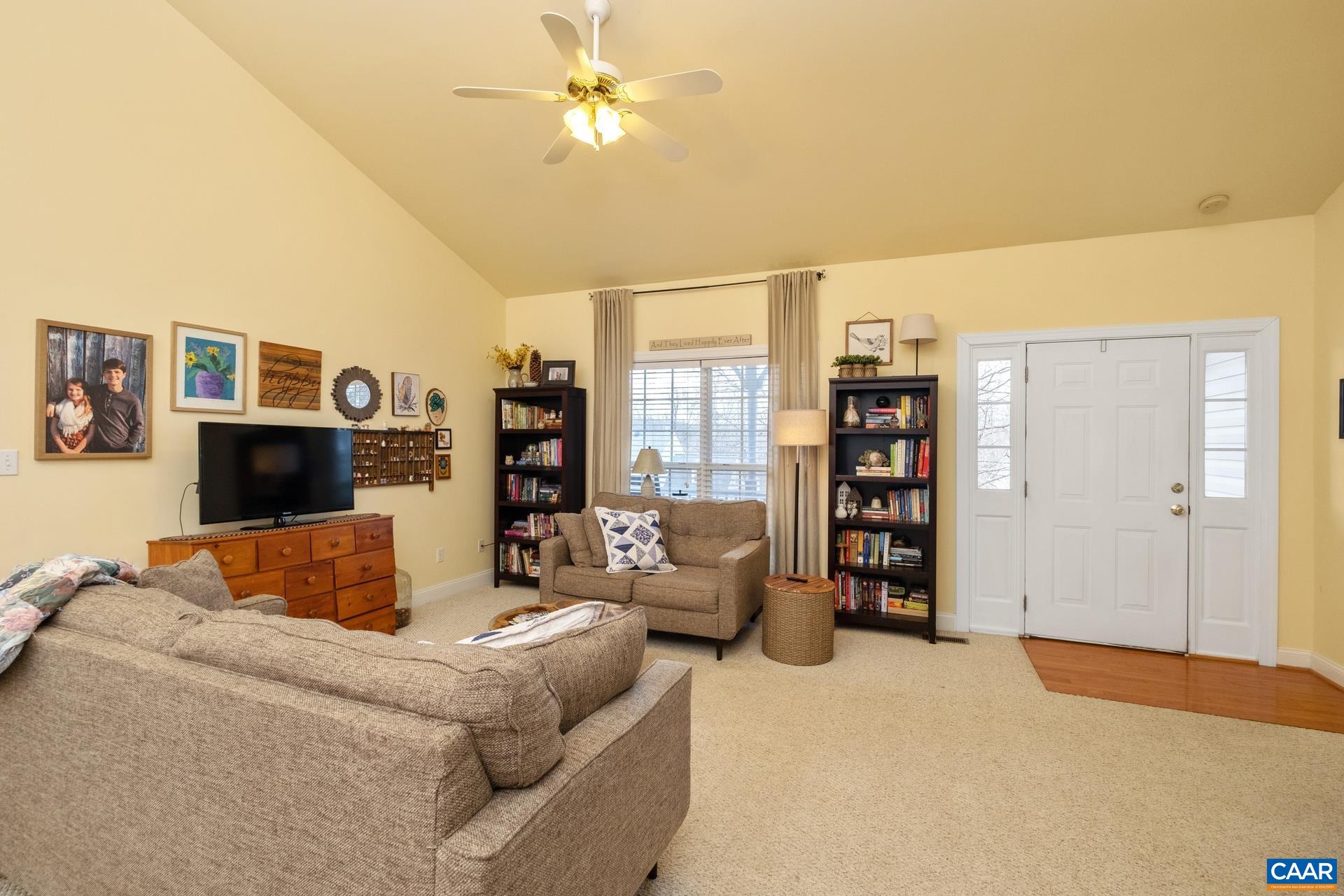 112 AUTUMN OAKS LN
