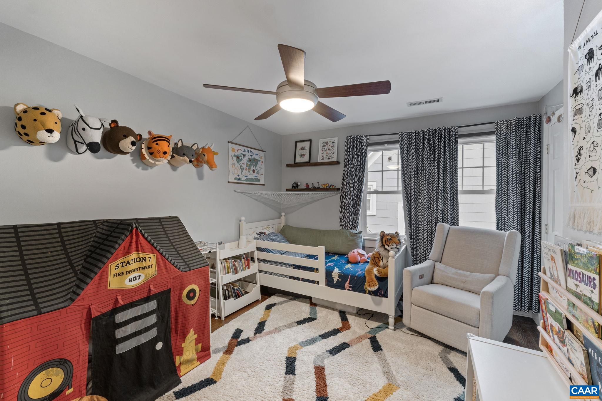1105 AVON ST