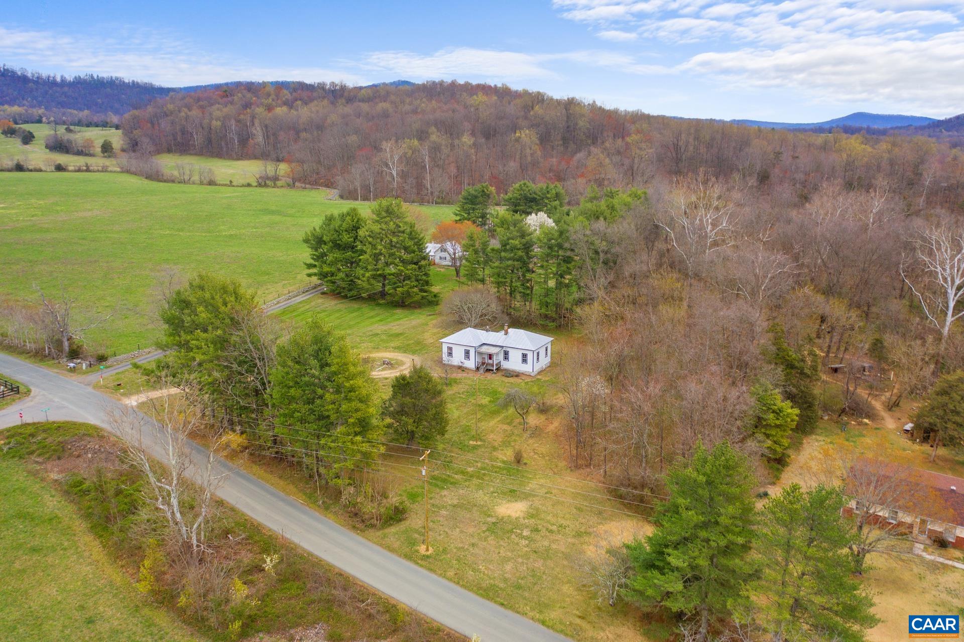 1111 SOUTH RIVER RD