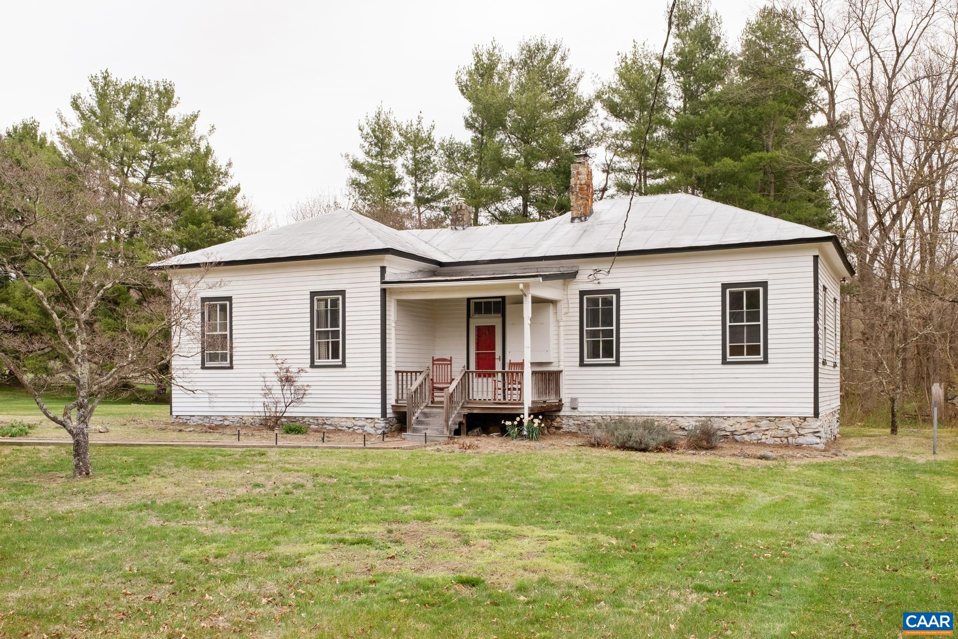 1111 SOUTH RIVER RD