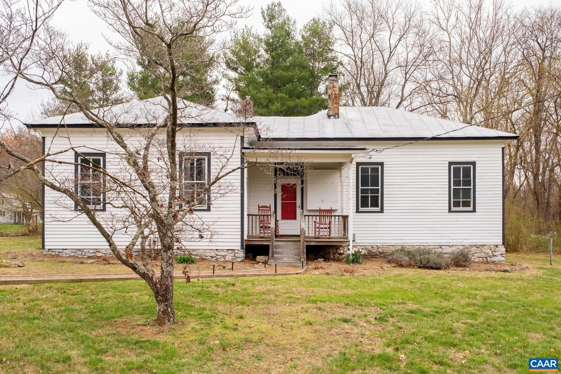 1111 SOUTH RIVER RD