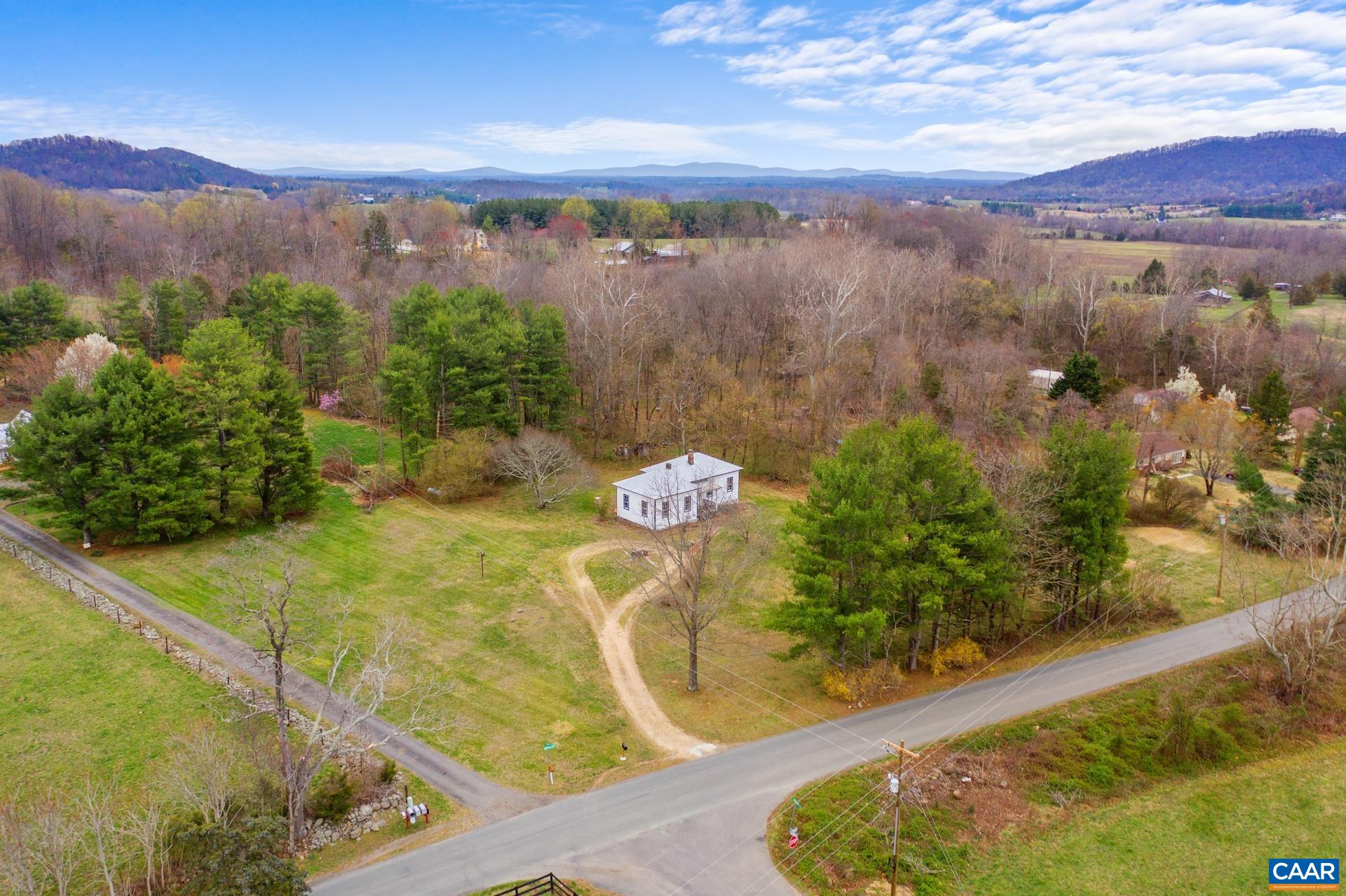 1111 SOUTH RIVER RD
