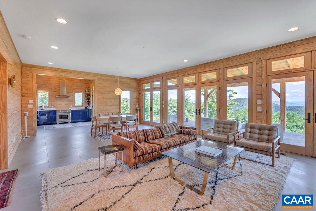 5200 Hope Ln