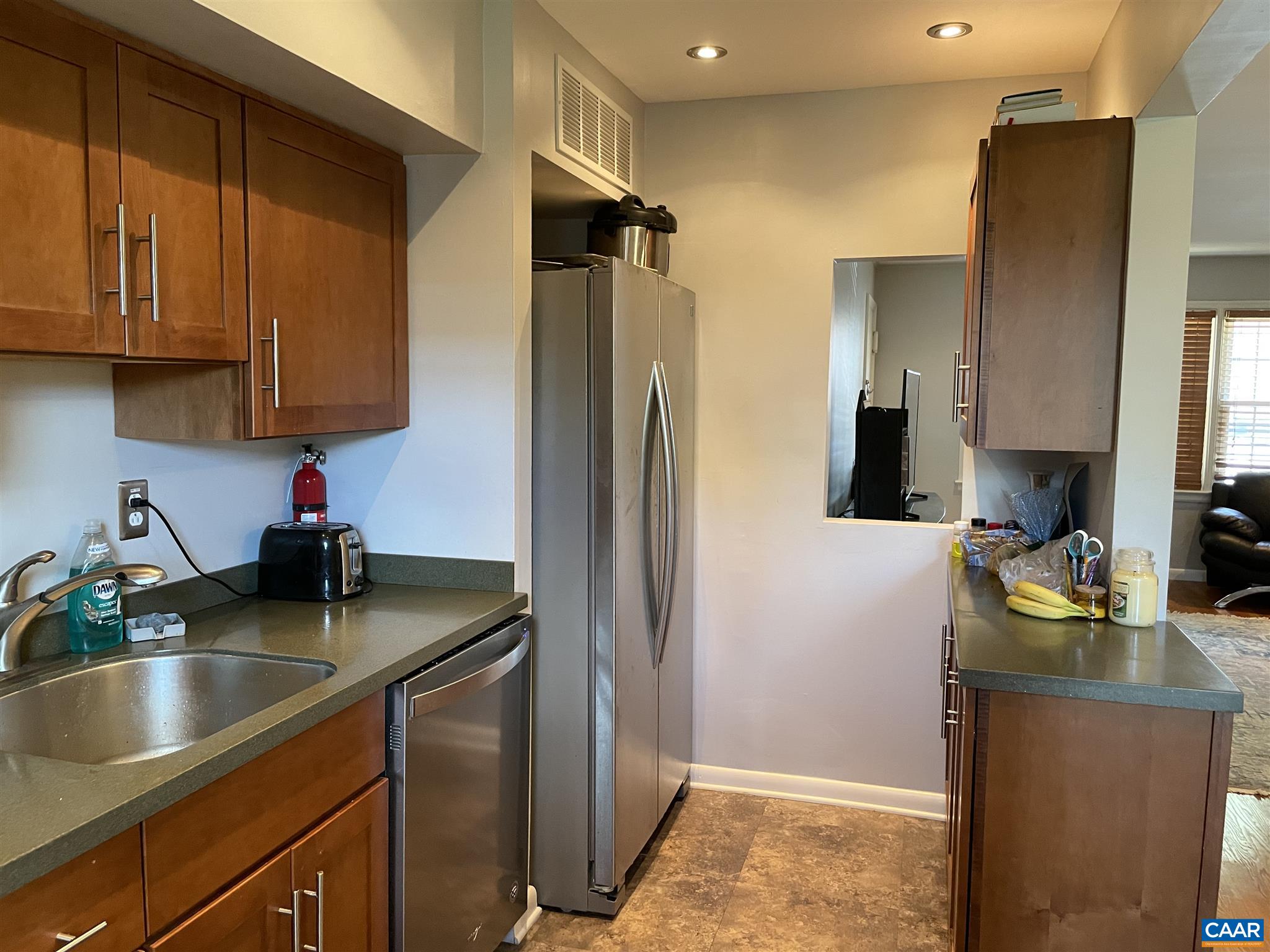 165 HESSIAN HILLS WAY Unit: 2