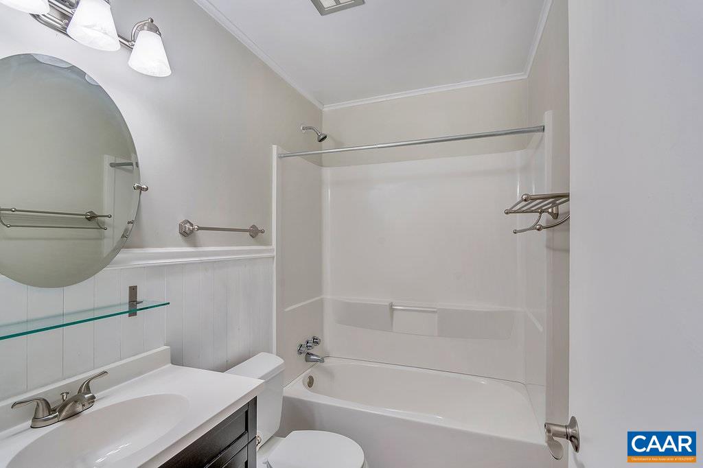 165 HESSIAN HILLS WAY Unit: 2