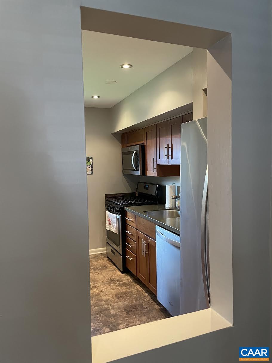 165 HESSIAN HILLS WAY Unit: 2