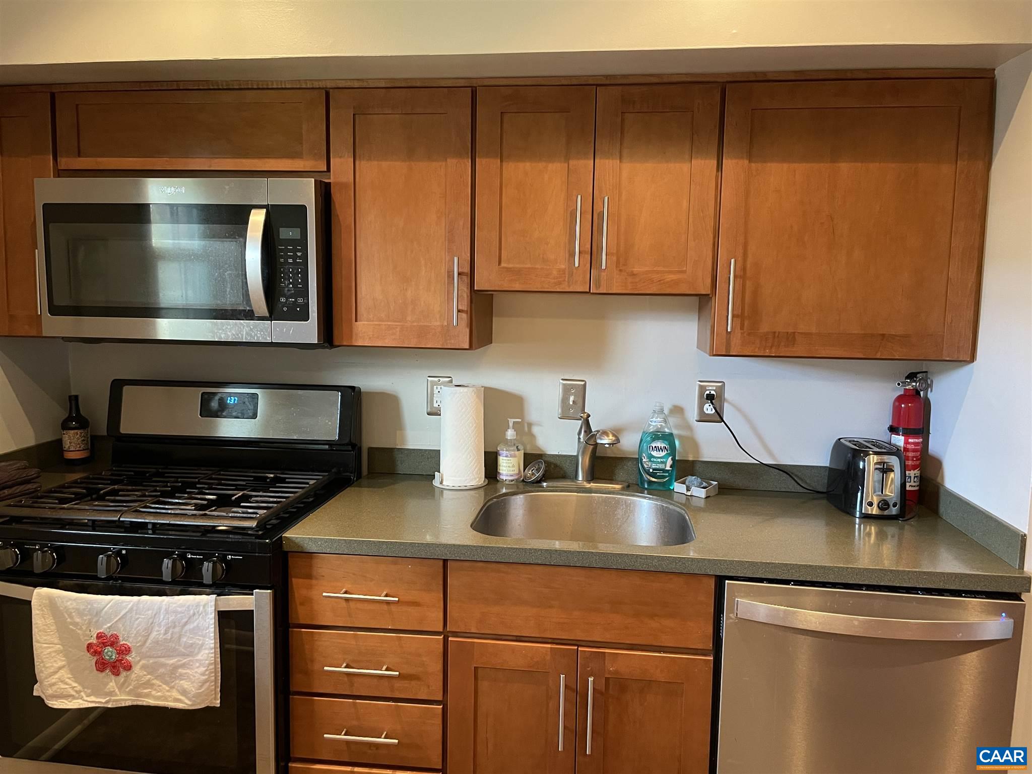 165 HESSIAN HILLS WAY Unit: 2