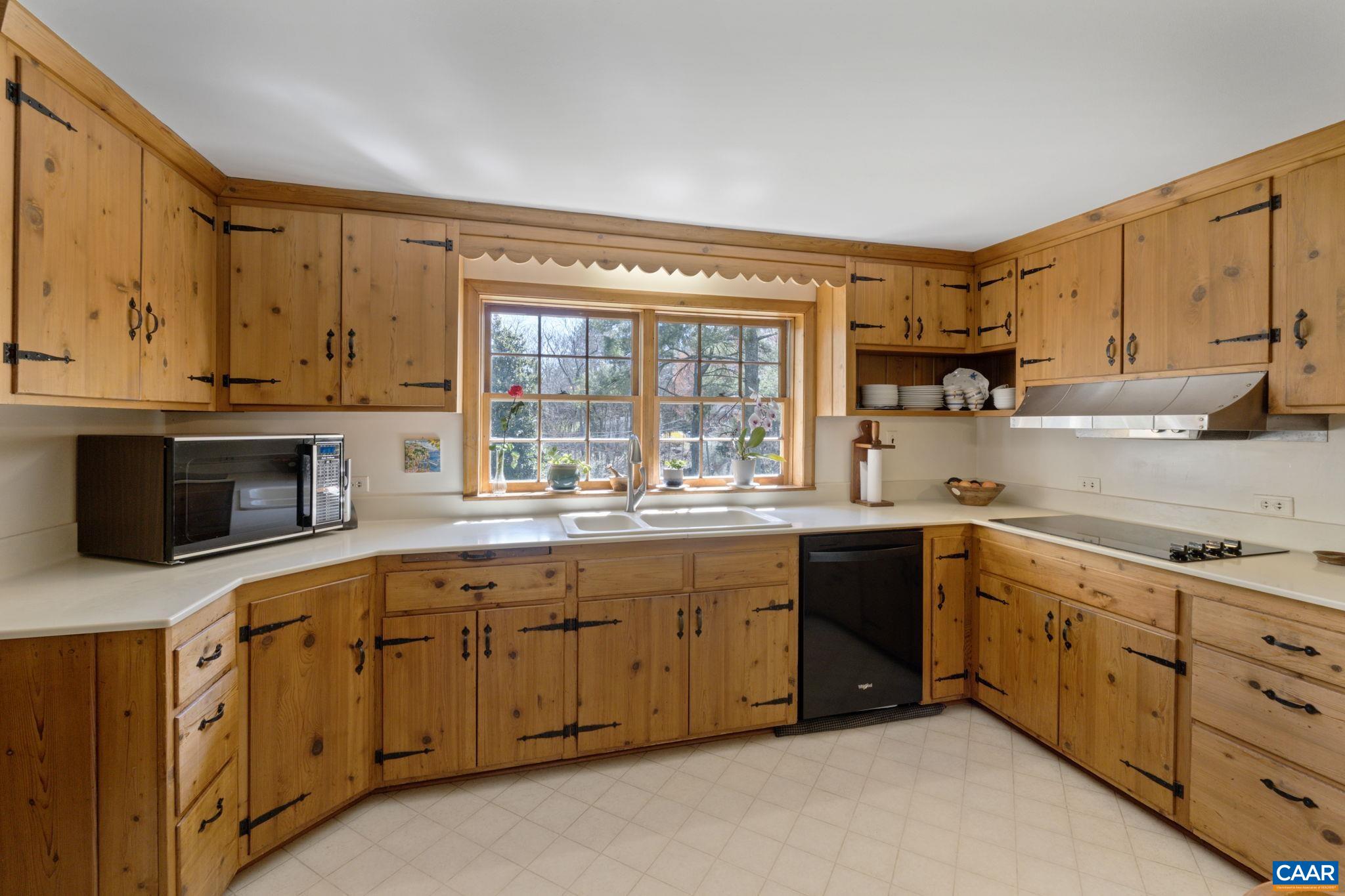 2507 NORTHFIELD RD
