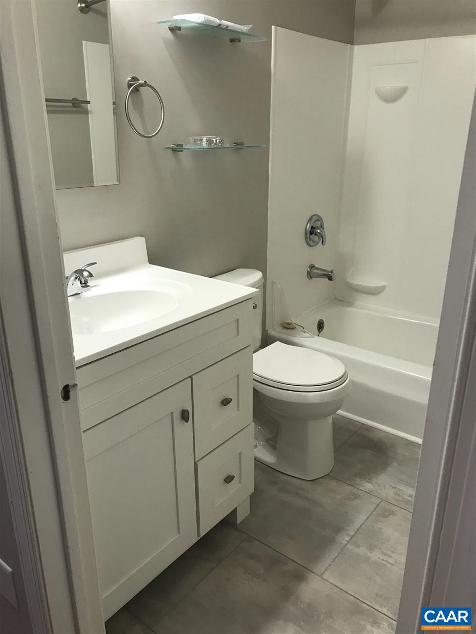 2412 BARRACKS PL Unit: 2