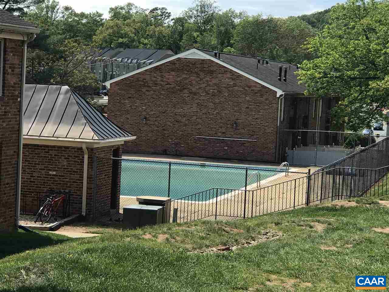 2412 BARRACKS PL Unit: 2