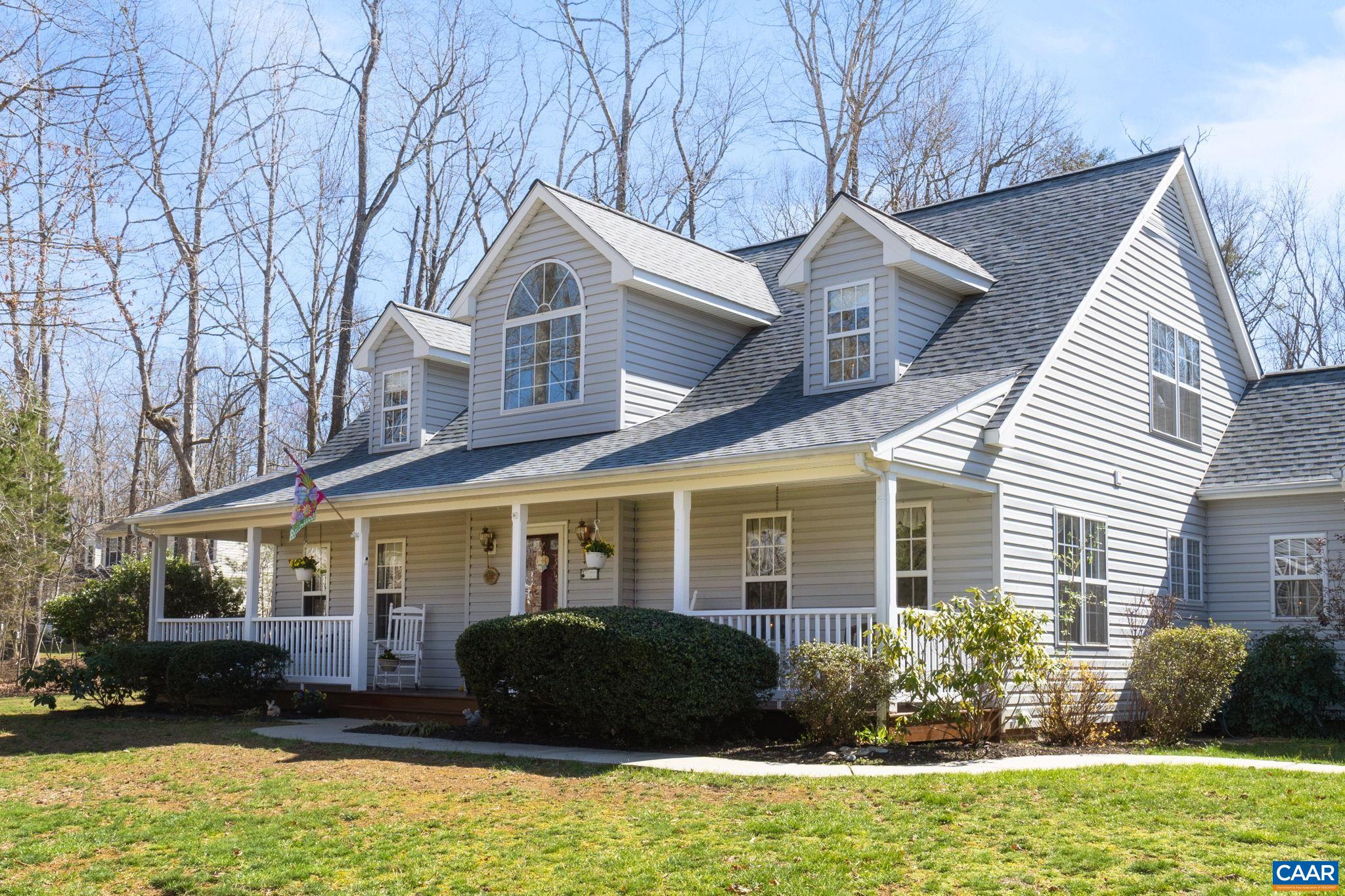 30 MEADOWRIDGE RD