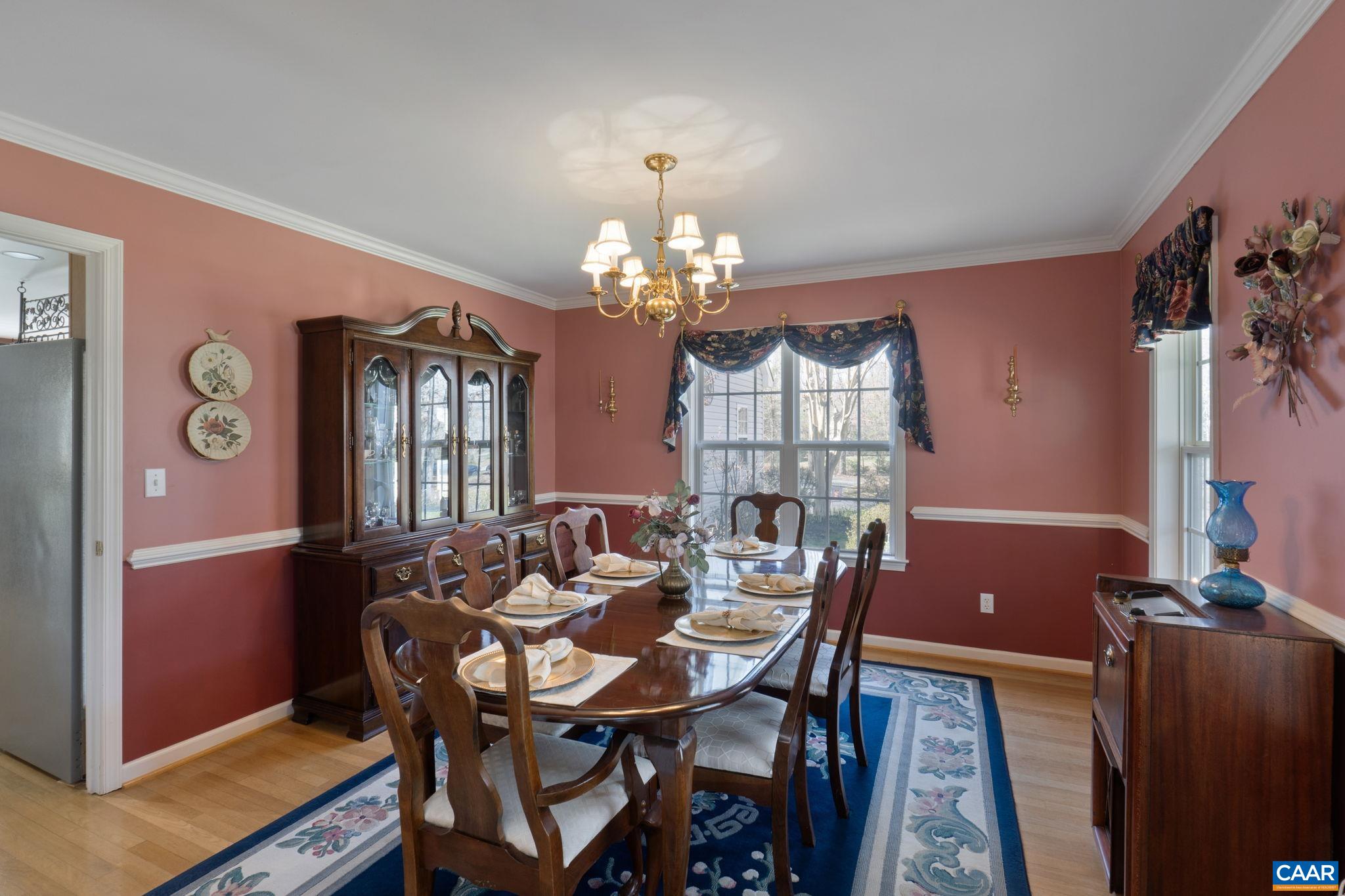 30 MEADOWRIDGE RD