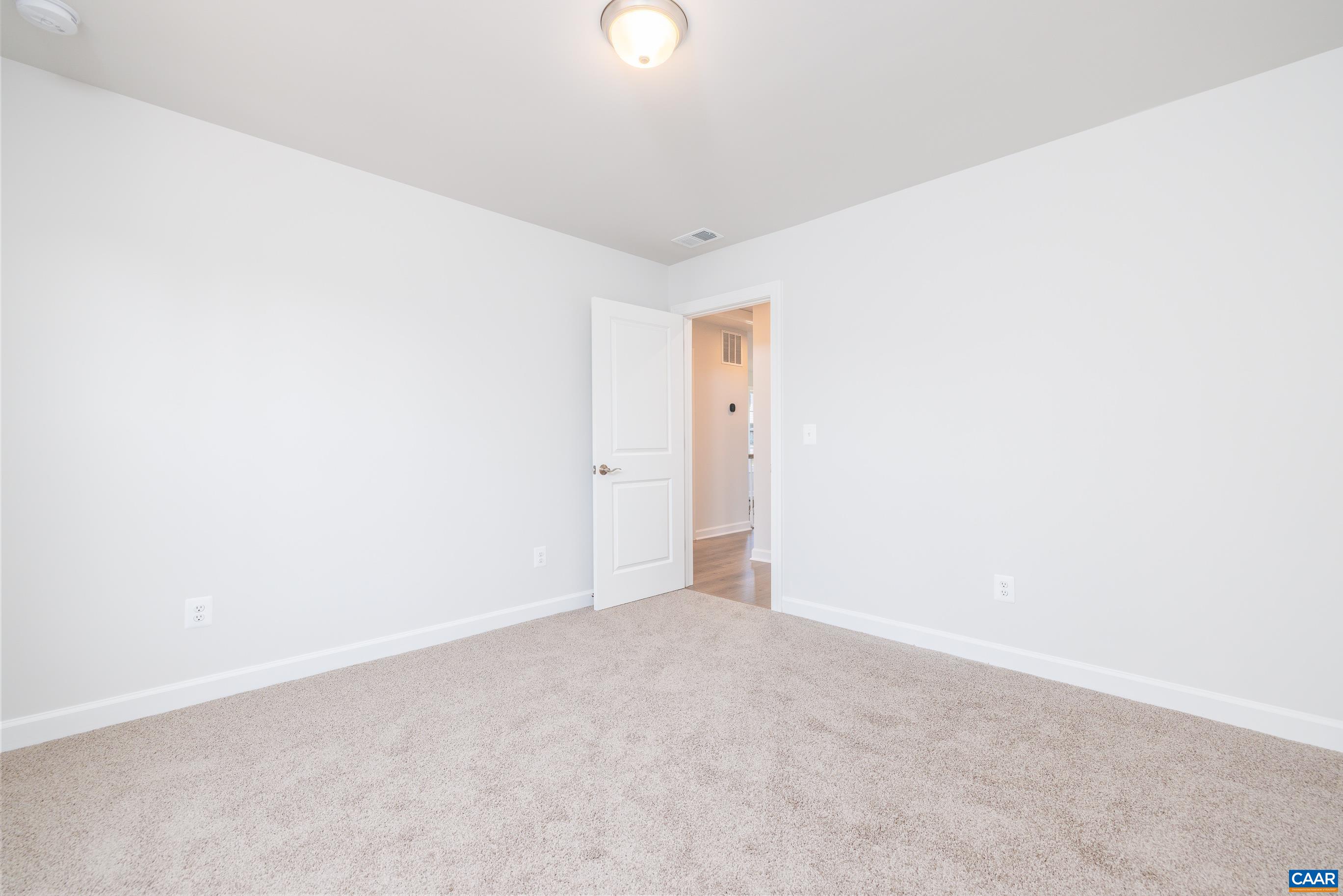 24 PARADISE PARK LN