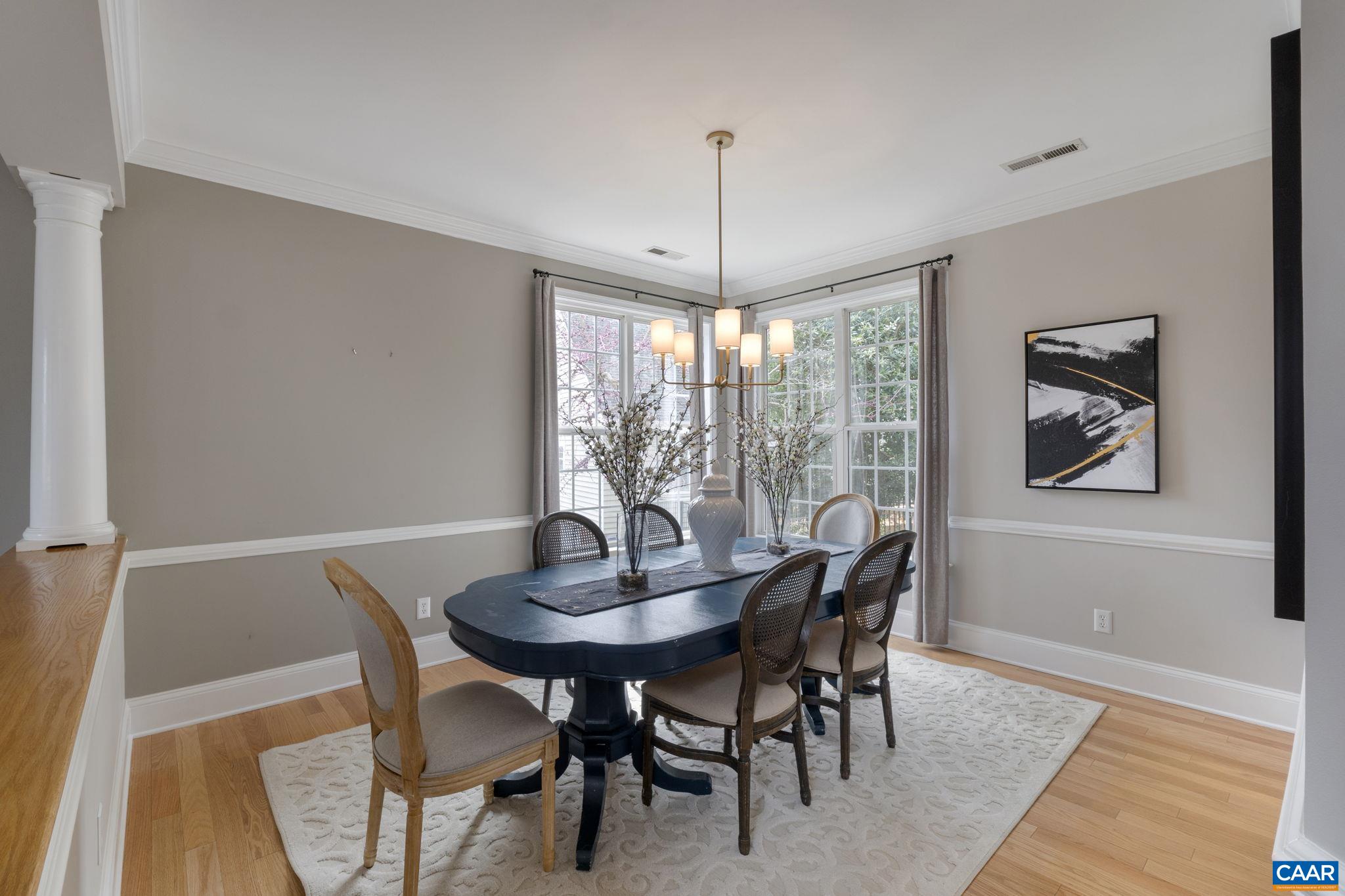 832 KING WILLIAM DR