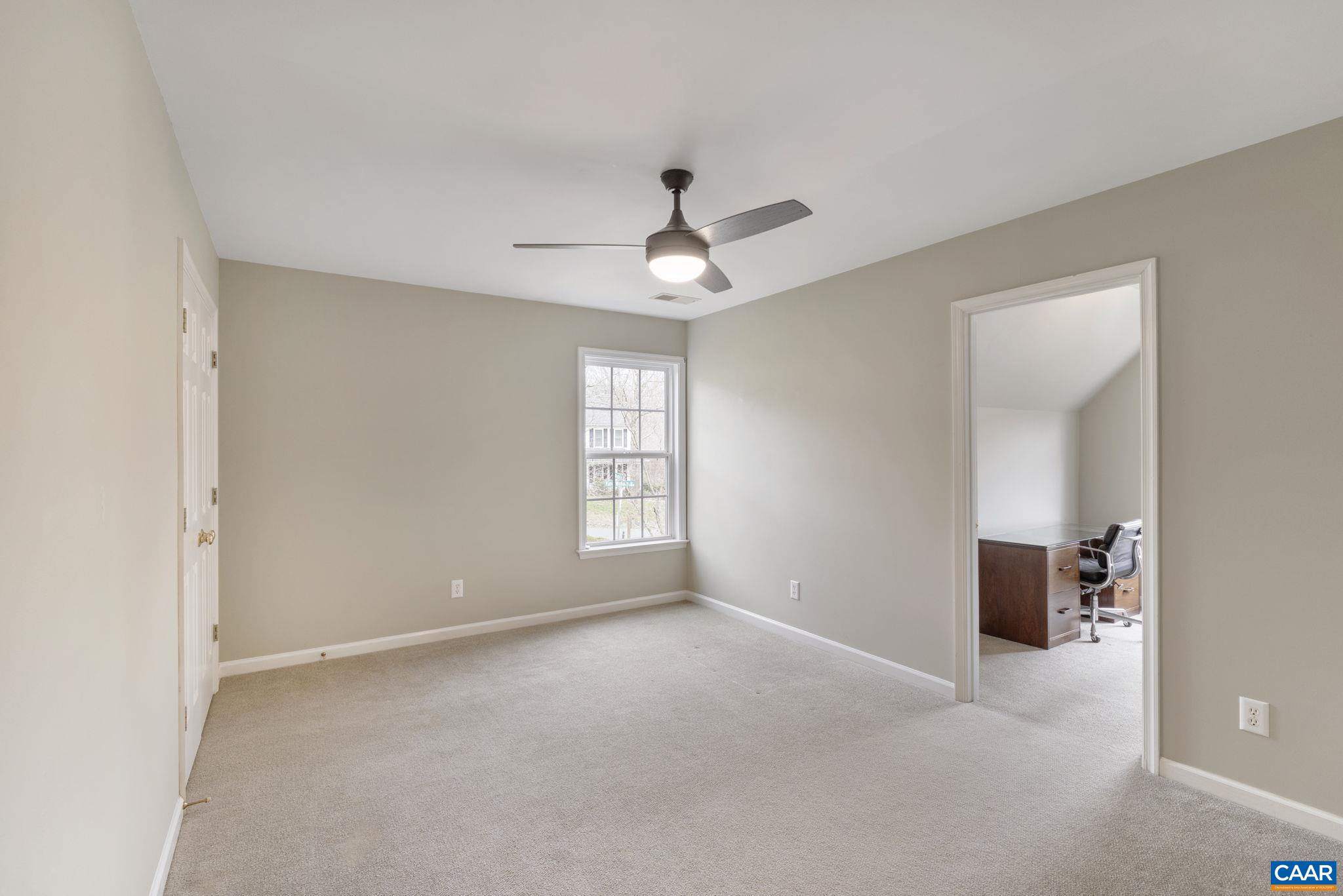832 KING WILLIAM DR